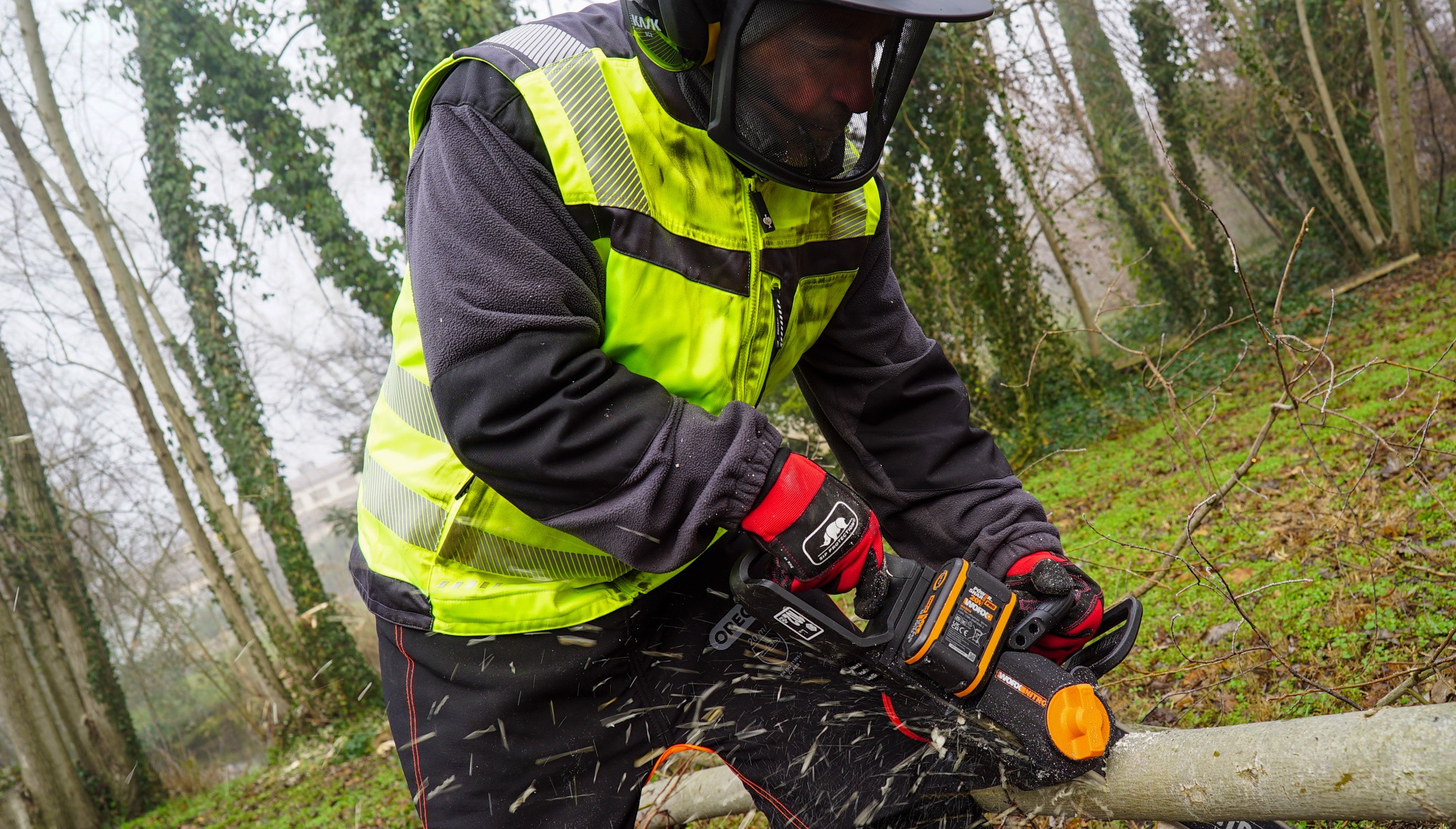 Worx Akku-Kettensäge »WG350E.9 Nitro Profi«, leistungsstarke Holzsäge, 10m/s, ohne Akku und Ladegerät