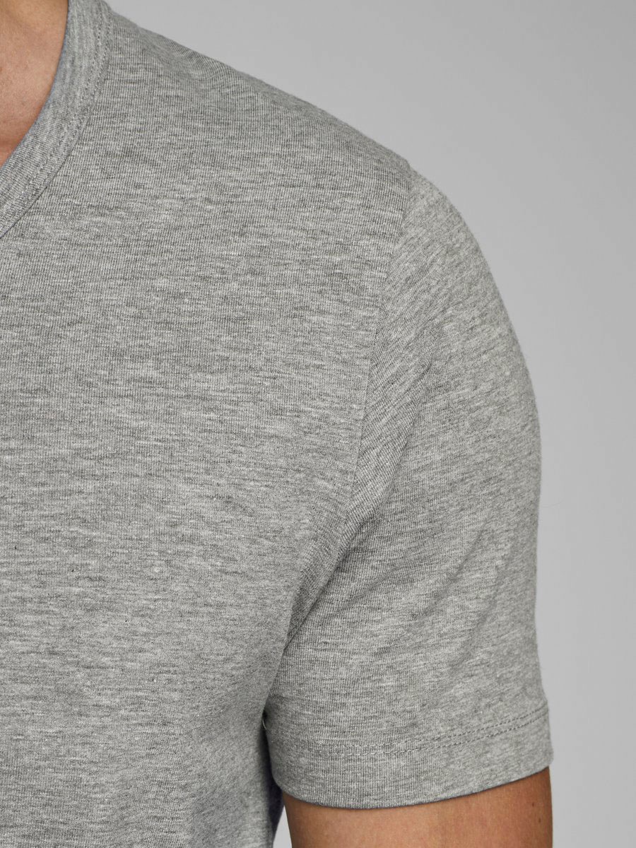 Jack & Jones T-Shirt »SLIM- FIT BASIC TEE V-NECK«, mit V-Ausschnitt