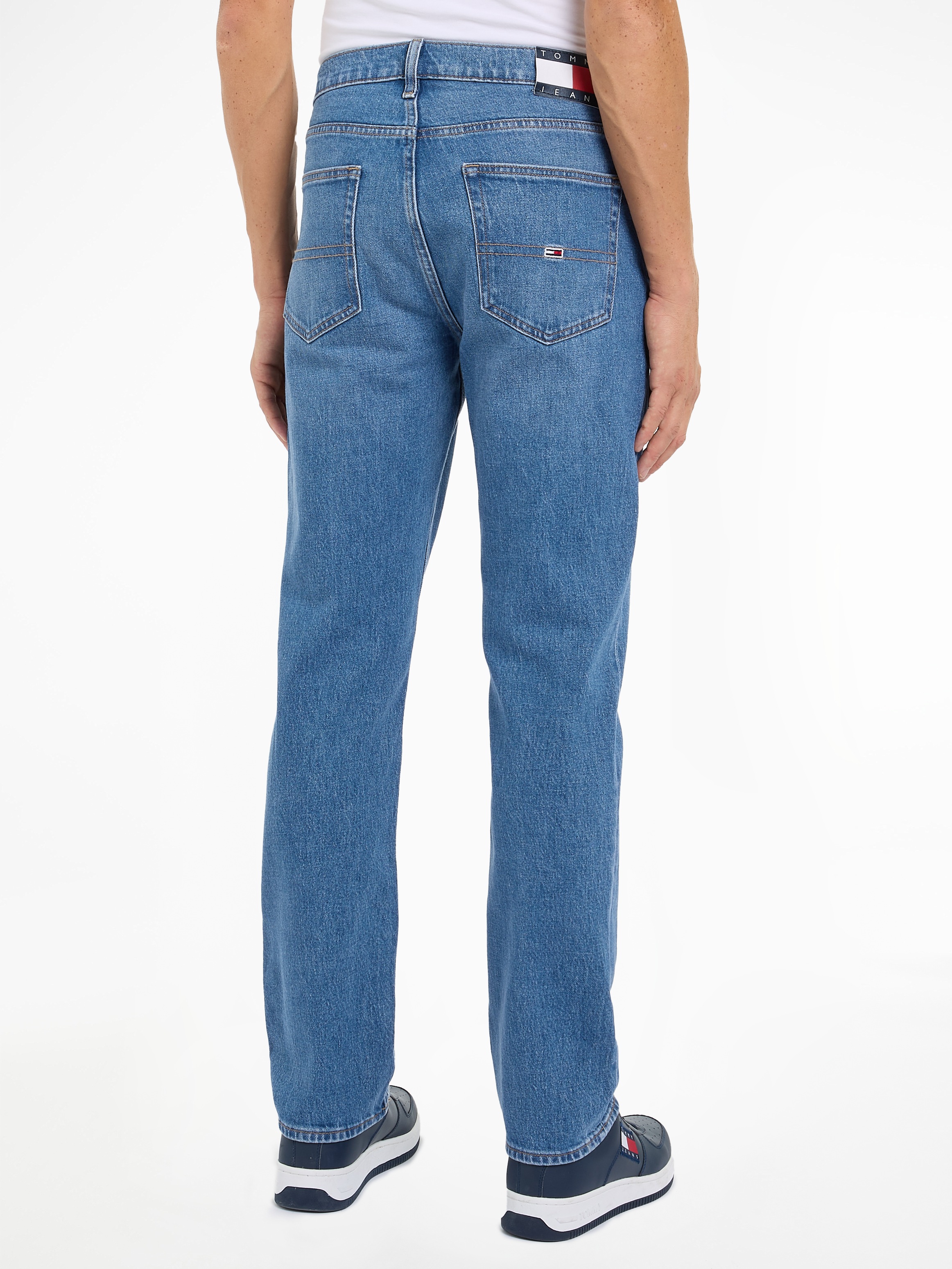 Tommy Jeans Slim-fit-Jeans »RYAN SLIM STRAIGHT«, mit Logoprägung