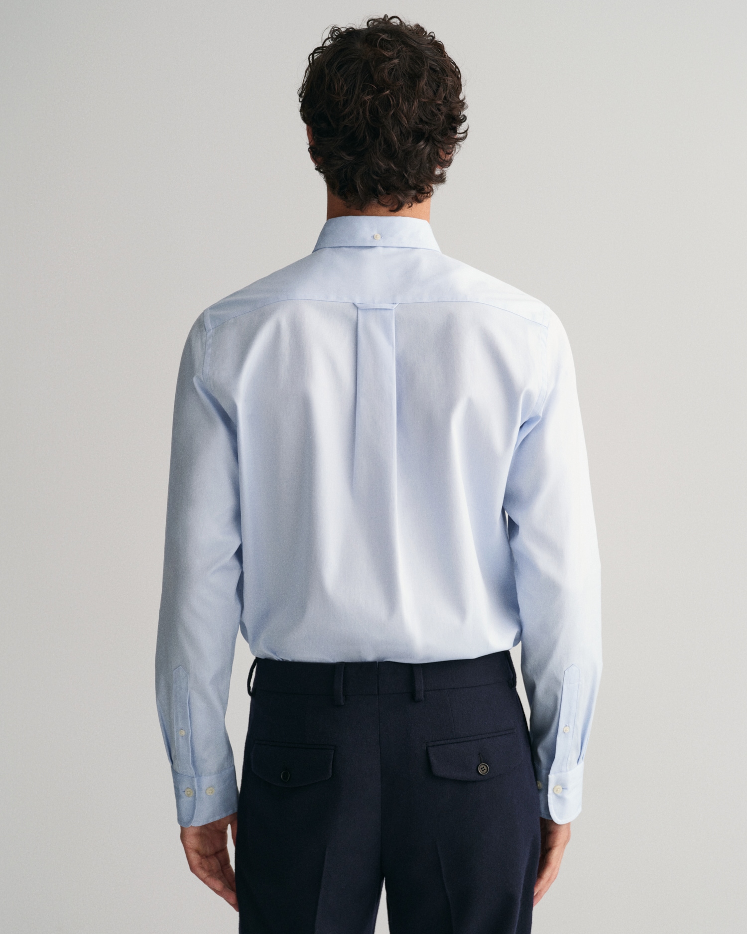 Gant Langarmhemd »Slim Fit Popeline Hemd leichte Baumwolle strapazierfähig pflegeleicht« mit klassischer Logostickerei auf der Brust