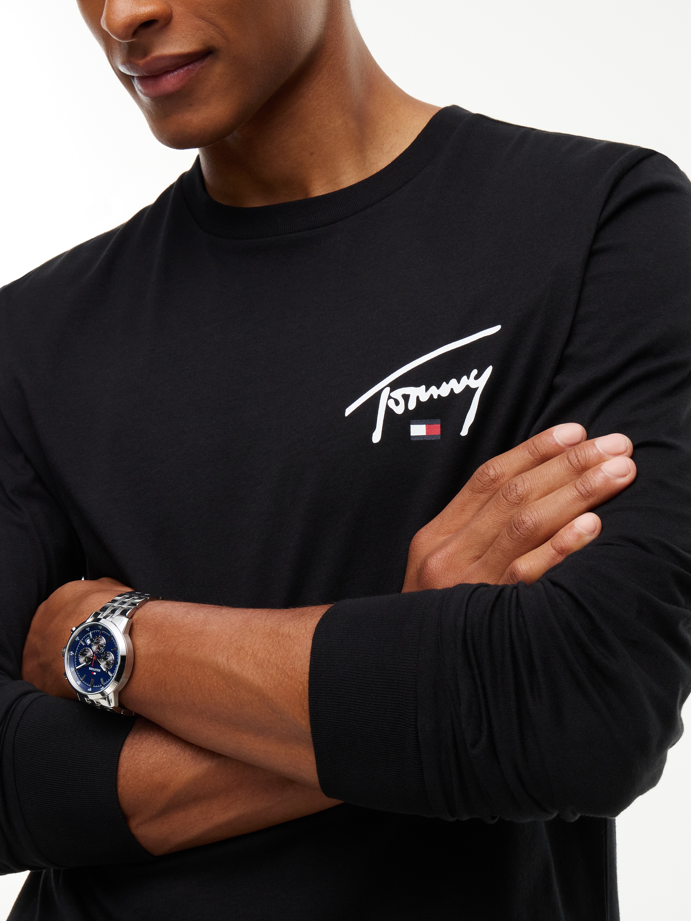 Tommy Jeans Langarmshirt »SLIM SIGNATURE CHEST TEE« Slim fit mit Rundhalsausschnitt