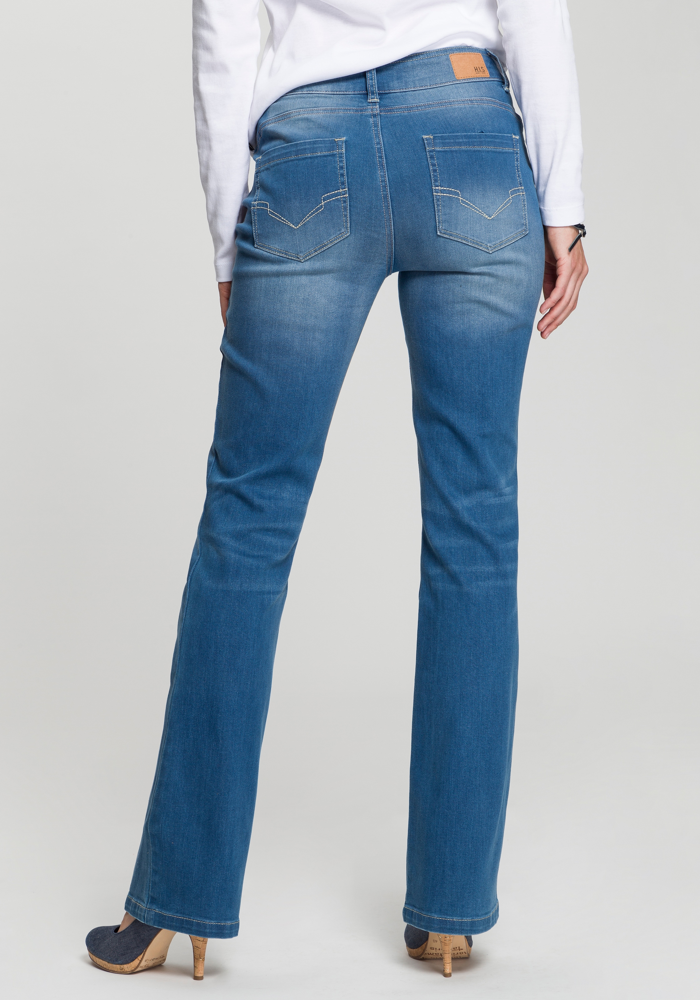 H.I.S Bootcut-Jeans »High-Waist«, hohe Taille, Bootcut, mit Used-Effekten, auch in Langgrößen
