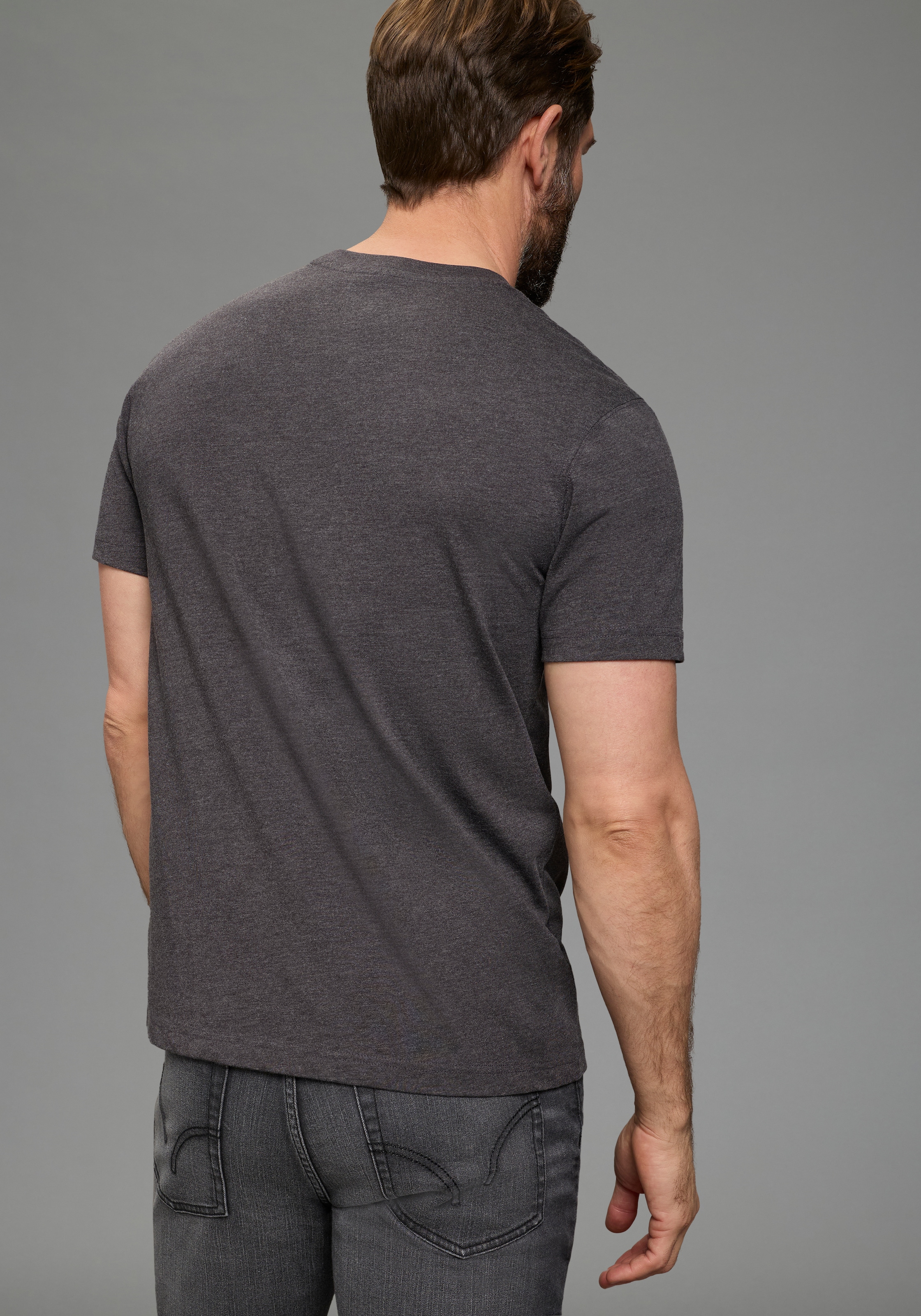 Man's World Rundhalsshirt »Neue Kollektion!« Regular Fit, kurzarm, mit Brusttasche, unifarben