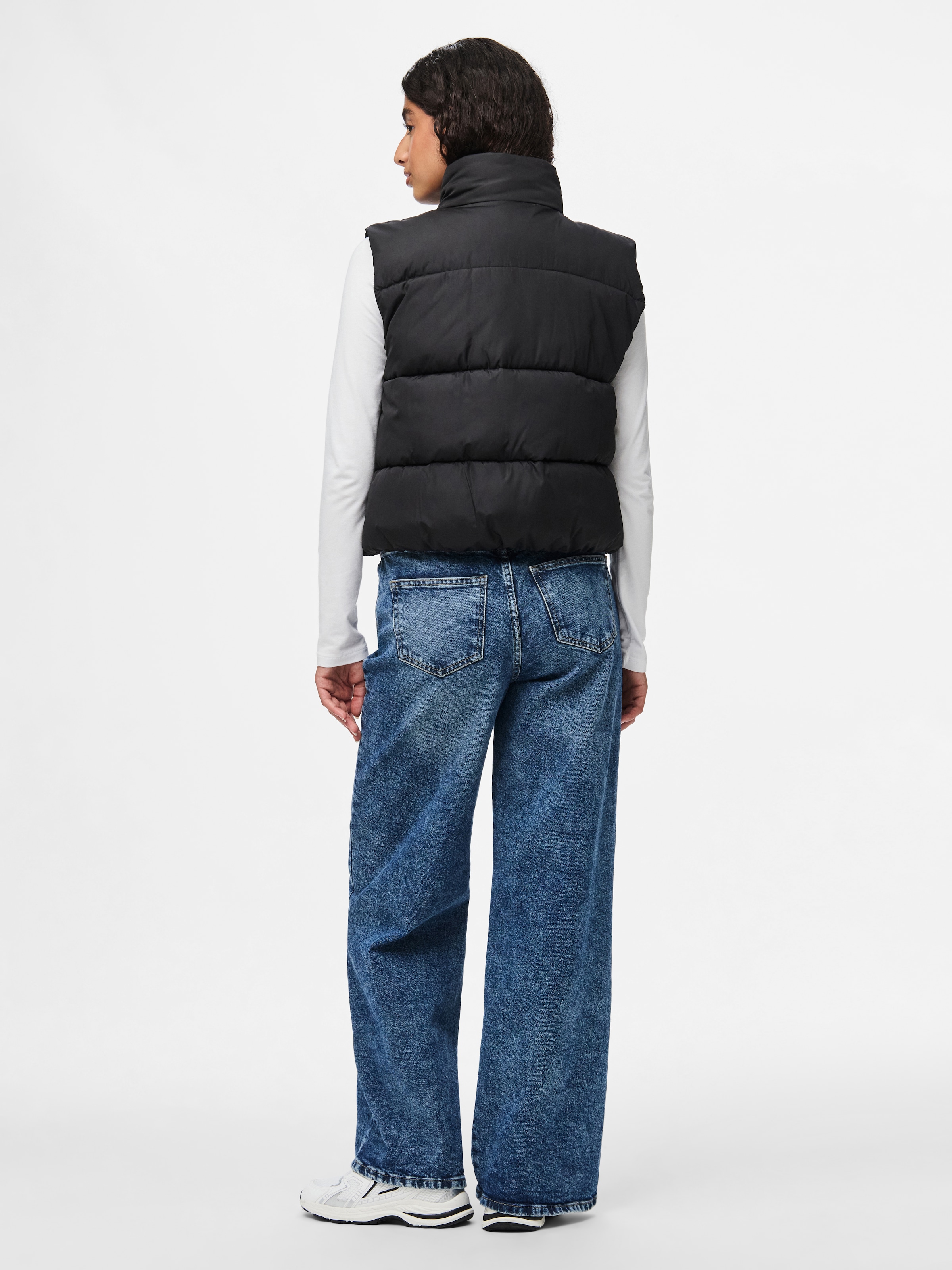 pieces Steppweste »PCBEE NEW SHORT PUFFER VEST NOOS BC« Kunstfaser