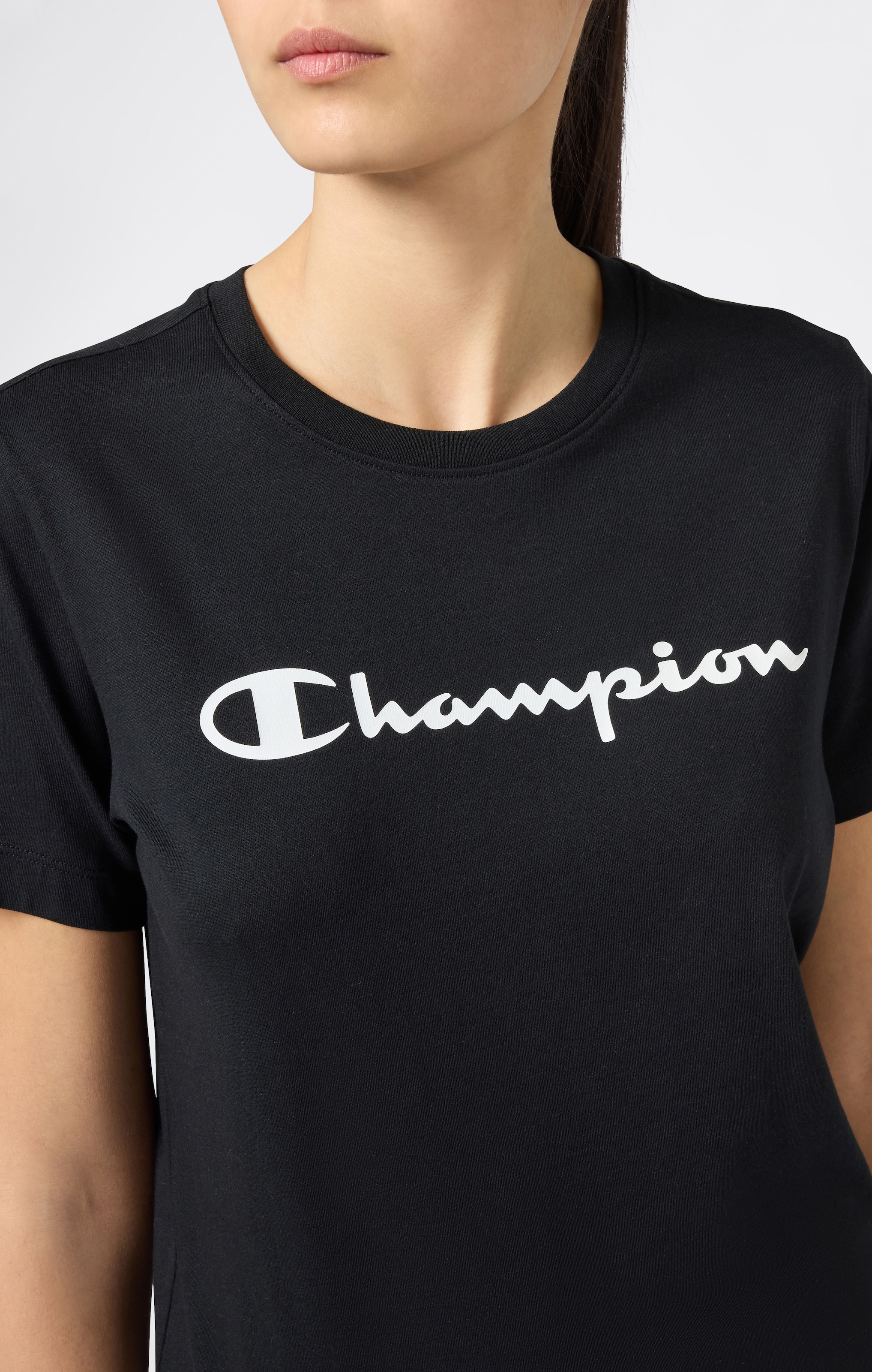 Champion T-Shirt klassischer Schnitt, sportlicher Stil, aus Baumwolle