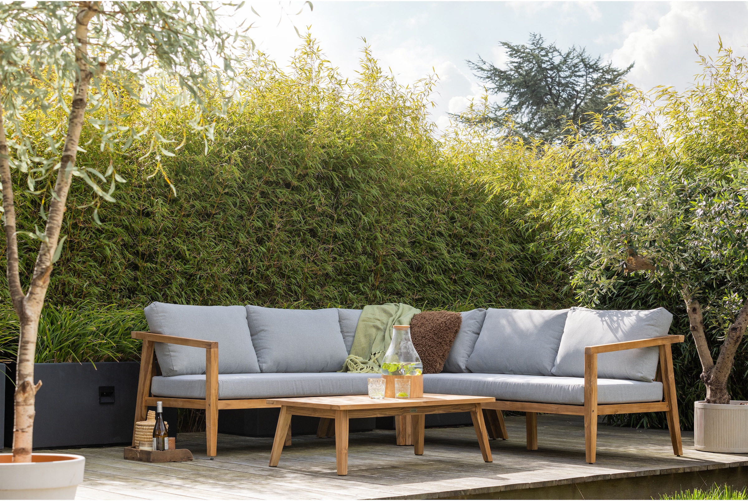 WOOOD Sitzgruppe »LUCCA LOUNGESET GARTEN TEAK INKL. KISSEN« 3 tlg. tlg.