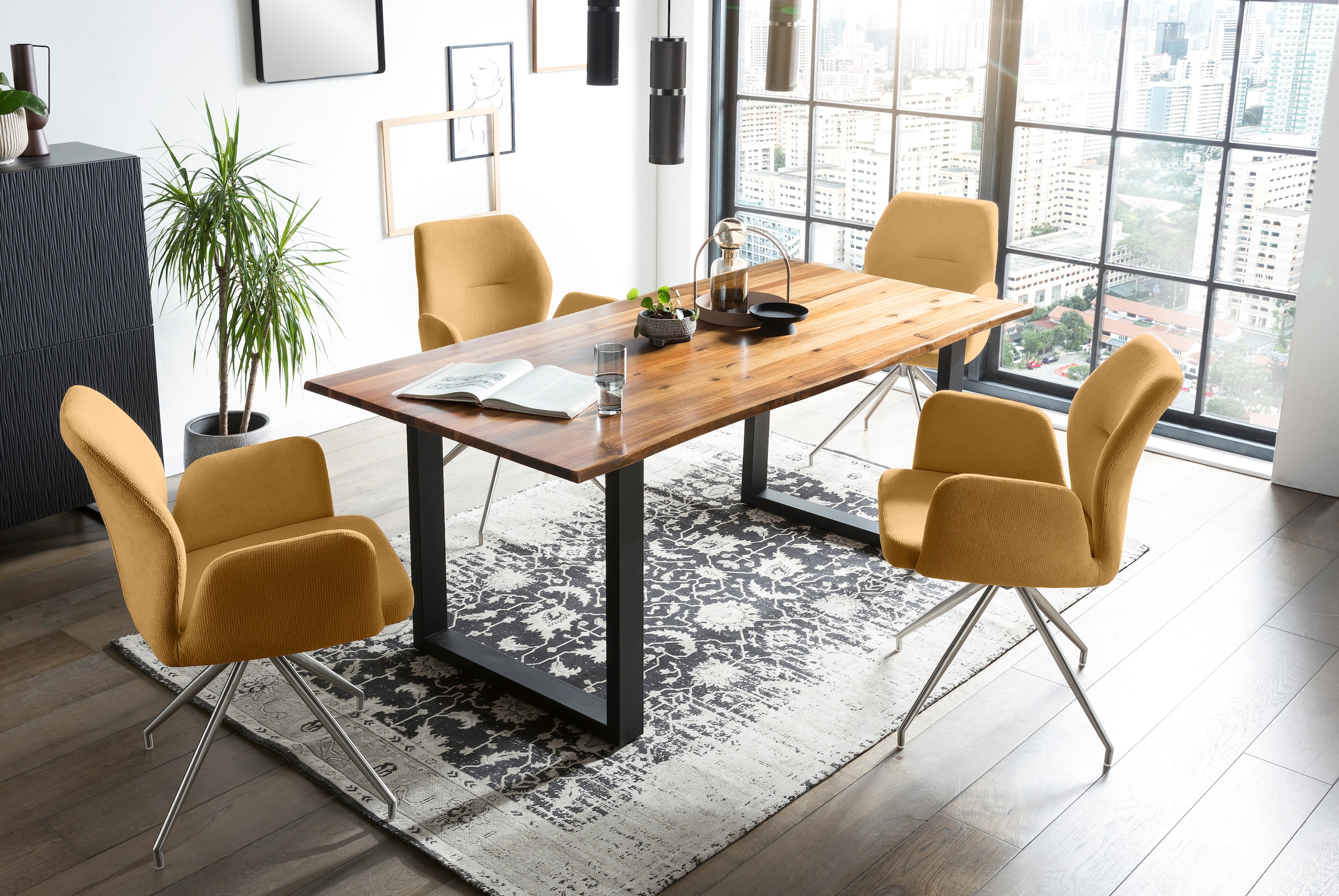 SALESFEVER Essgruppe »Tischgruppe für gemütliche Familienabende« Set, 5 Stk. tlg. Tischplatte mit echter Baumkante, Gestell aus rostfreiem...