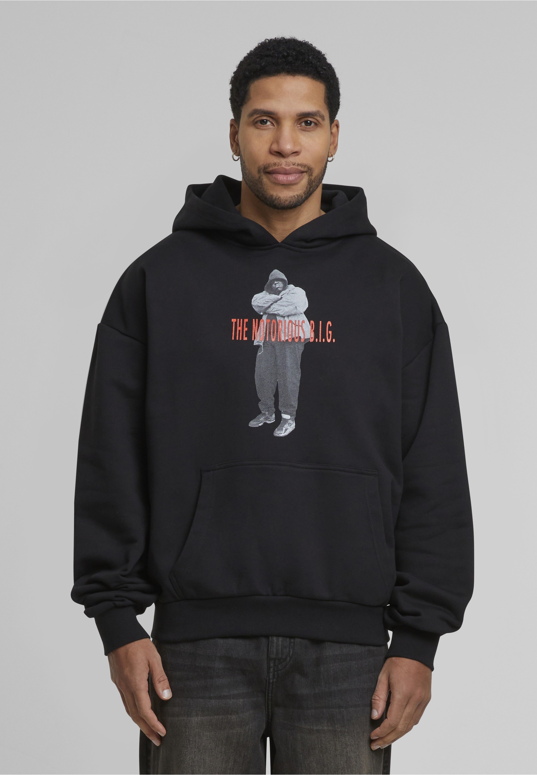 Upscale by Mister Tee Kapuzenpullover »Upscale by Mister Tee Herren Biggie Smalls Concrete Hoody« 1 Stk.