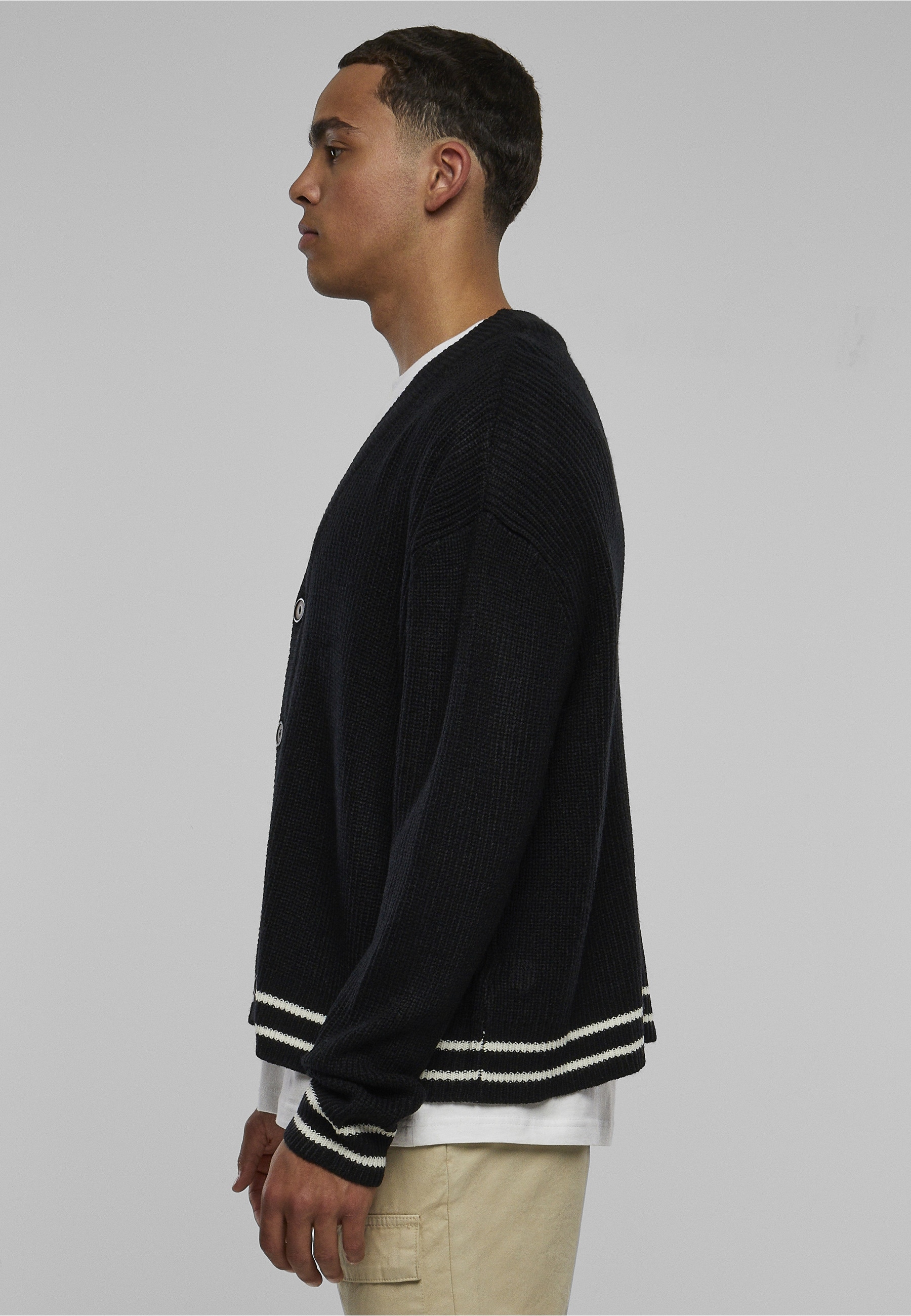 URBAN CLASSICS Strickjacke »Urban Classics Herren Sporty Boxy Cardigan« 1 Stk.