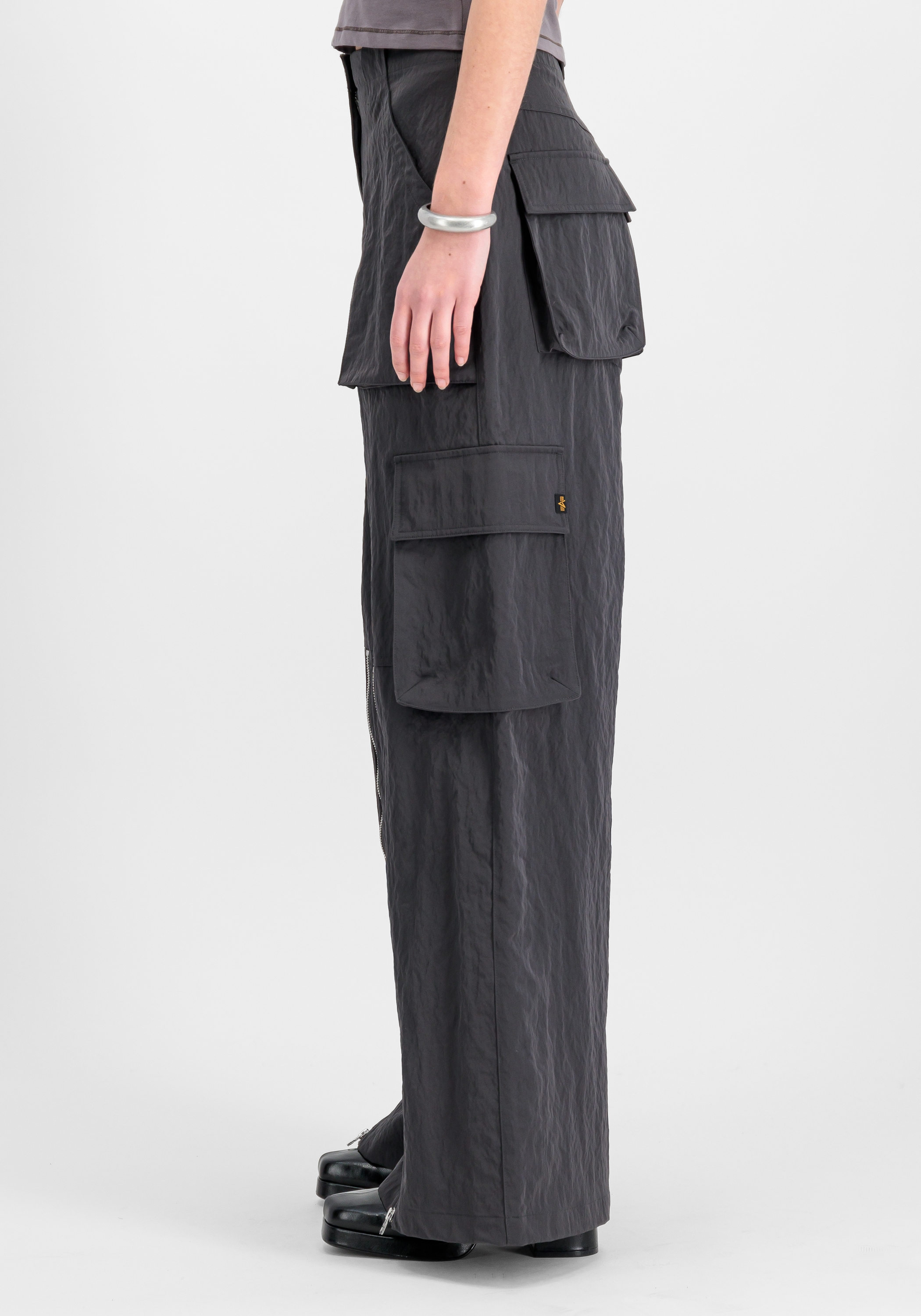 Alpha Industries Cargohose »Alpha Industries Women - Pants Zipped Leg Cargo Pants W«