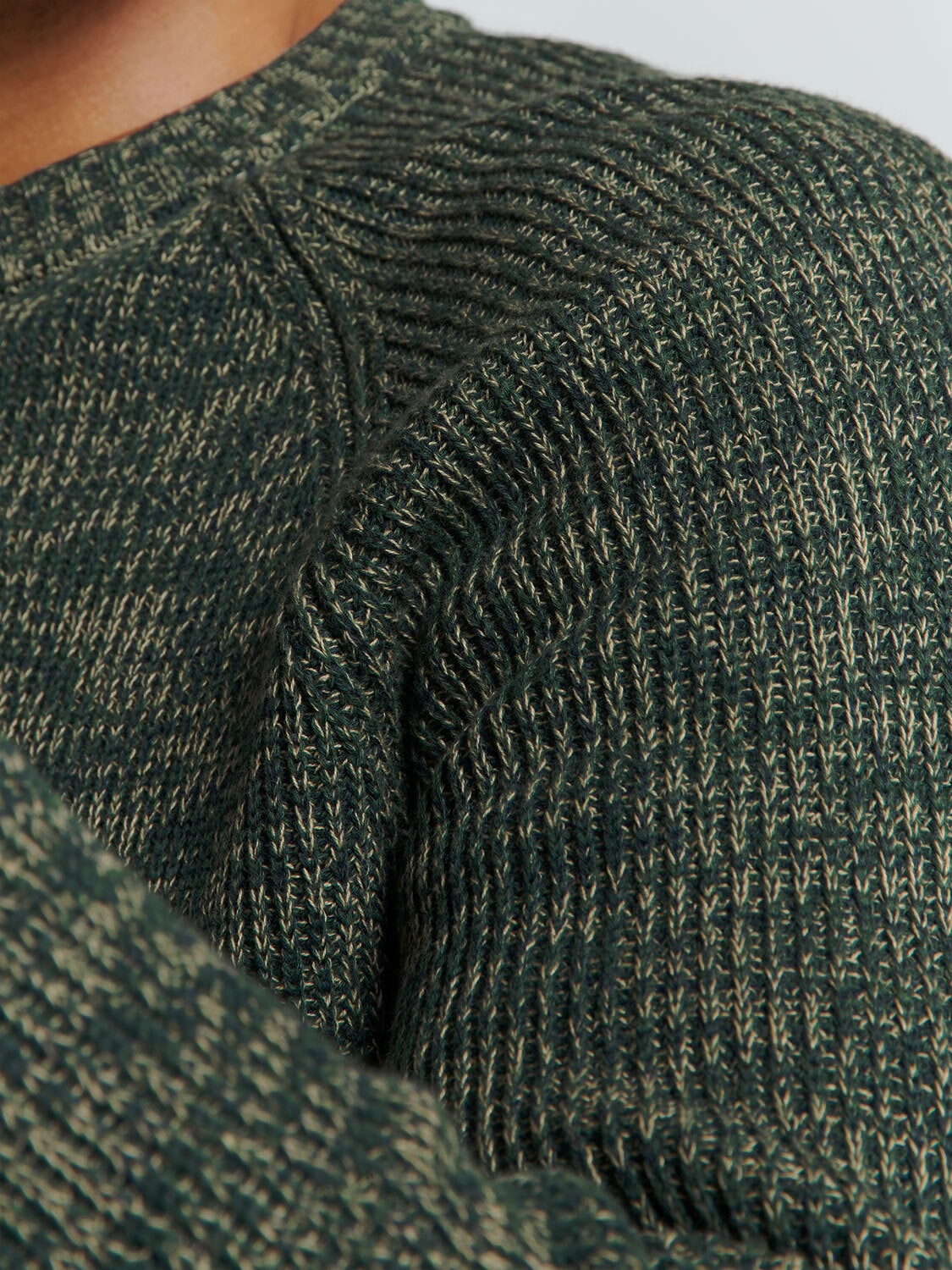 NO EXCESS Rundhalspullover »No Excess Farbiger Rippenpullover«