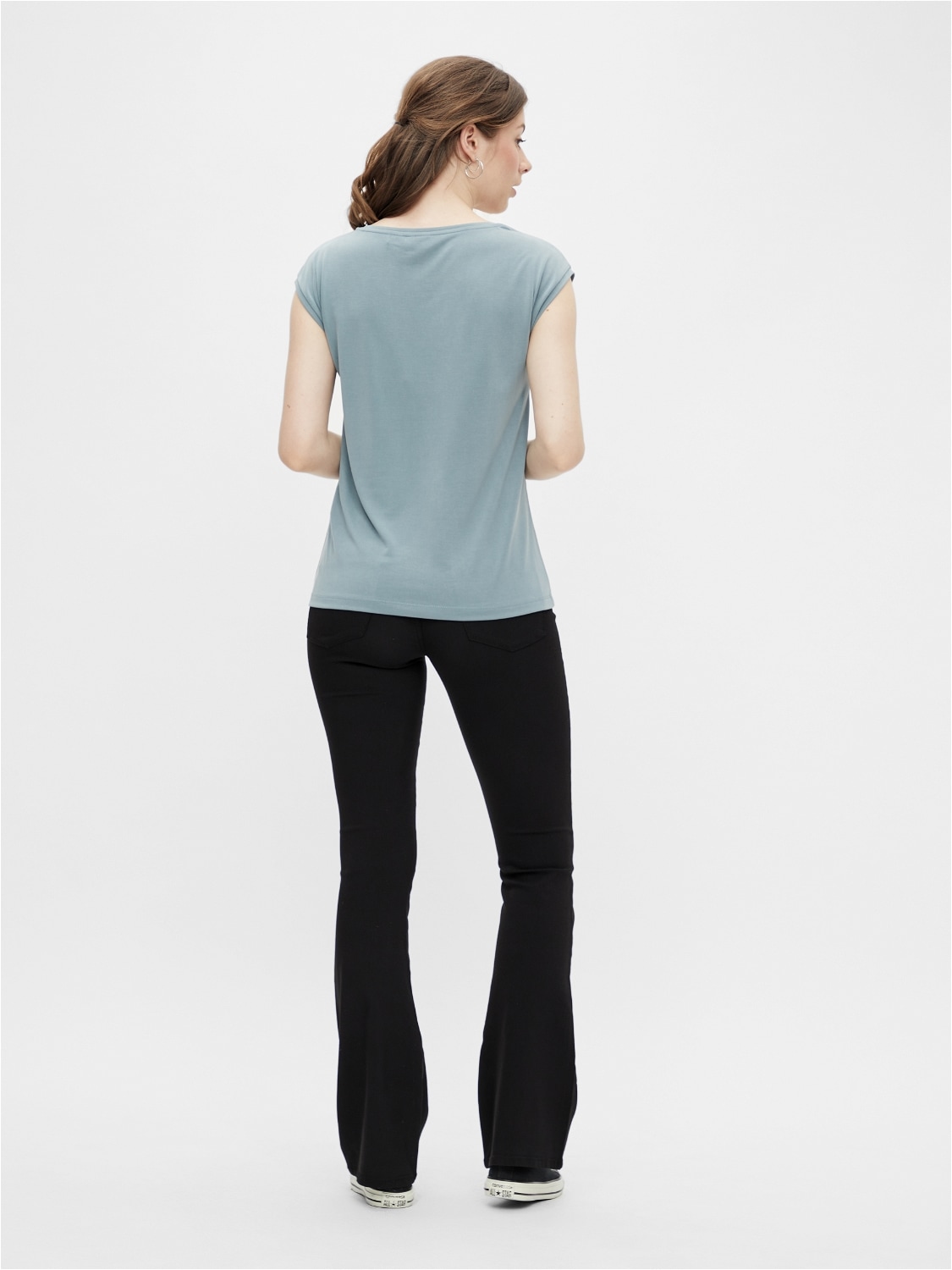 pieces Kurzarmshirt »PCKAMALA TEE NOOS BC« Materialmix, regular fit