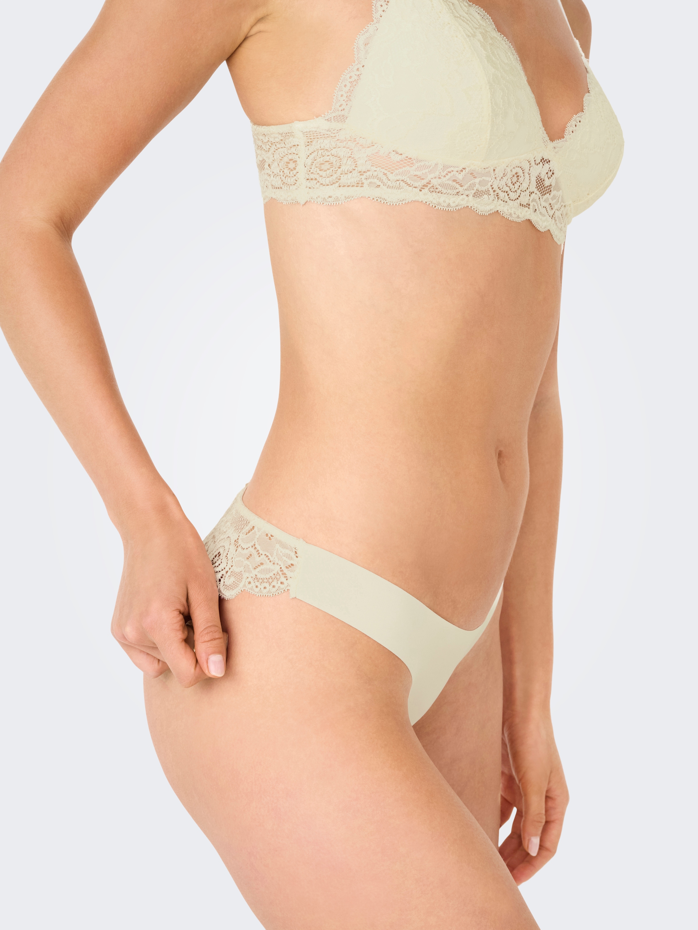 ONLY Brasilslip »ONLCHLOE LACE BRAZIL 3-PACK NOOS ACC«, (Packung, 3 St.)