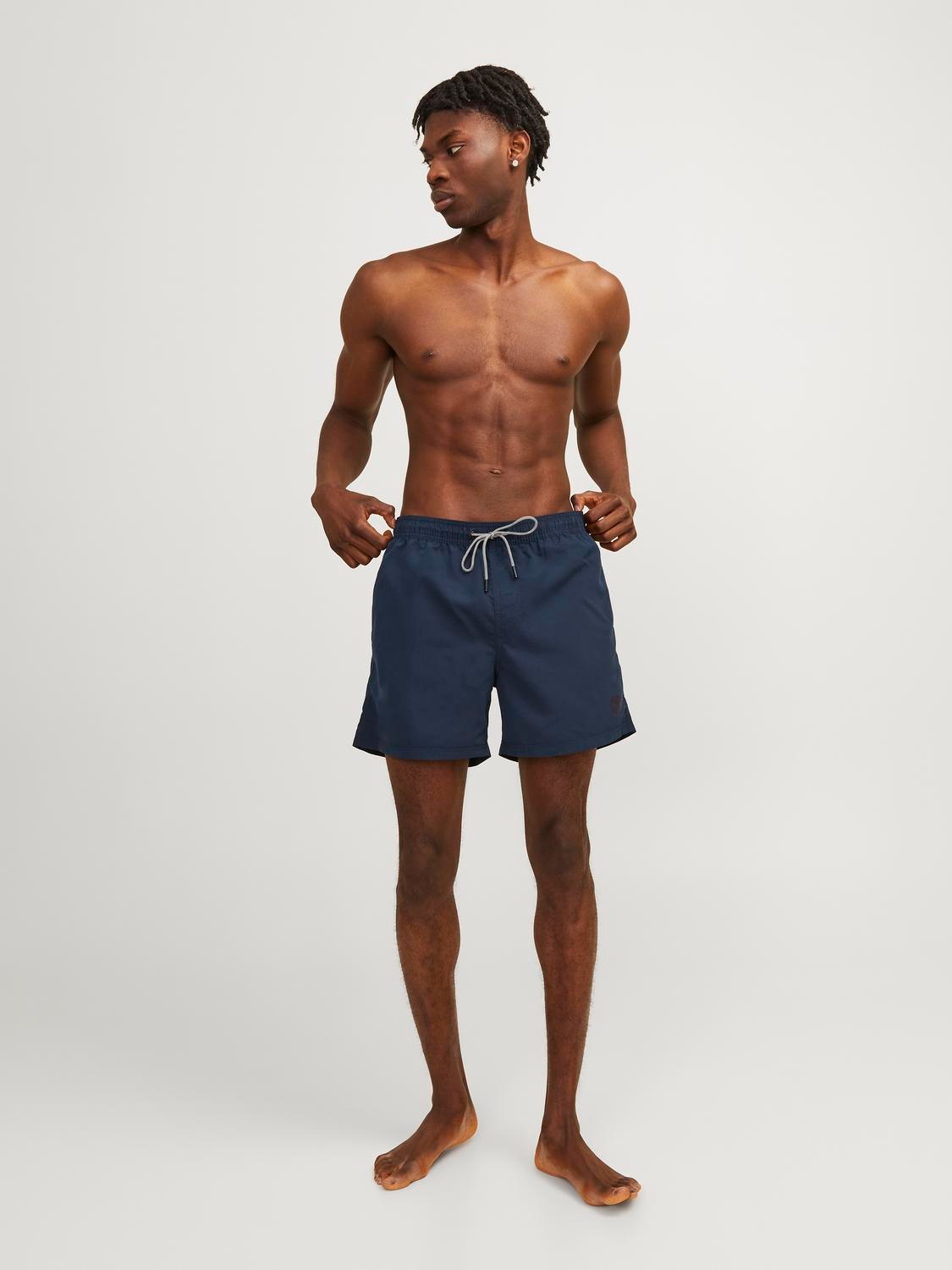 4. Bild von Jack & Jones Badeshorts »JPSTFIJI JJSWIM SOLID SN LY«, gut geschnittene Schwimm-Shorts für den Strand aus recyceltem Garn