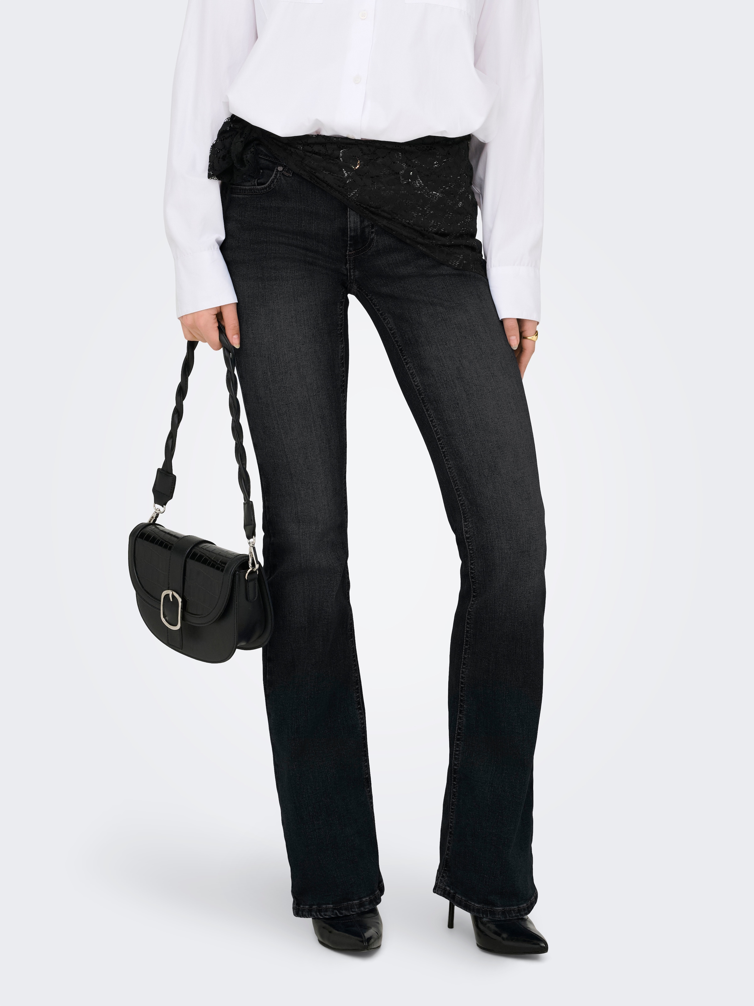 ONLY Bootcut-Jeans »ONLBLUSH – Bootcut-Jeans mit niedriger Leibhöhe und Stretch« Baumwollmischung, bootcut fit