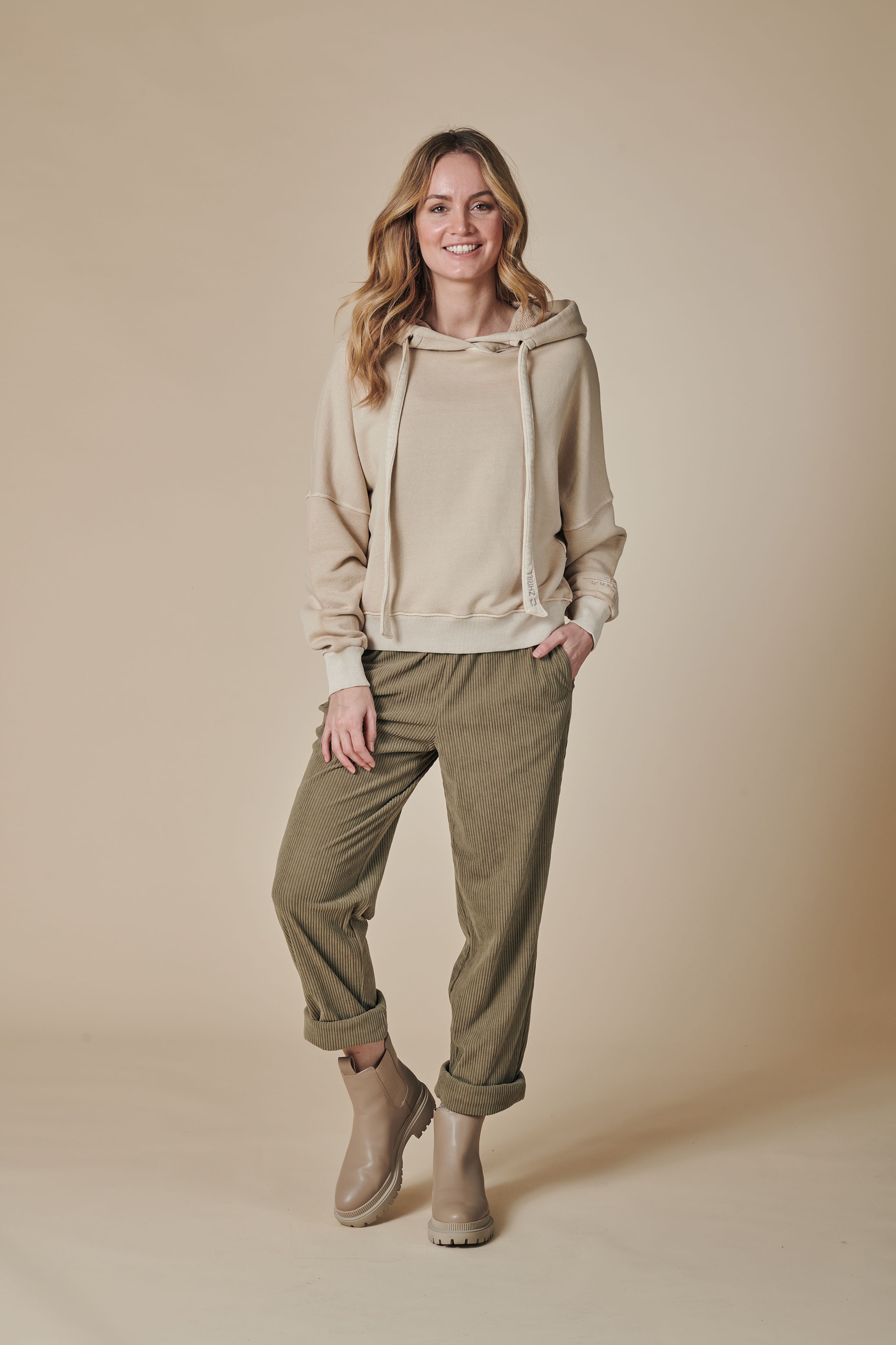 Zhrill Kapuzensweatshirt »ZHODA«, mit Kapuze