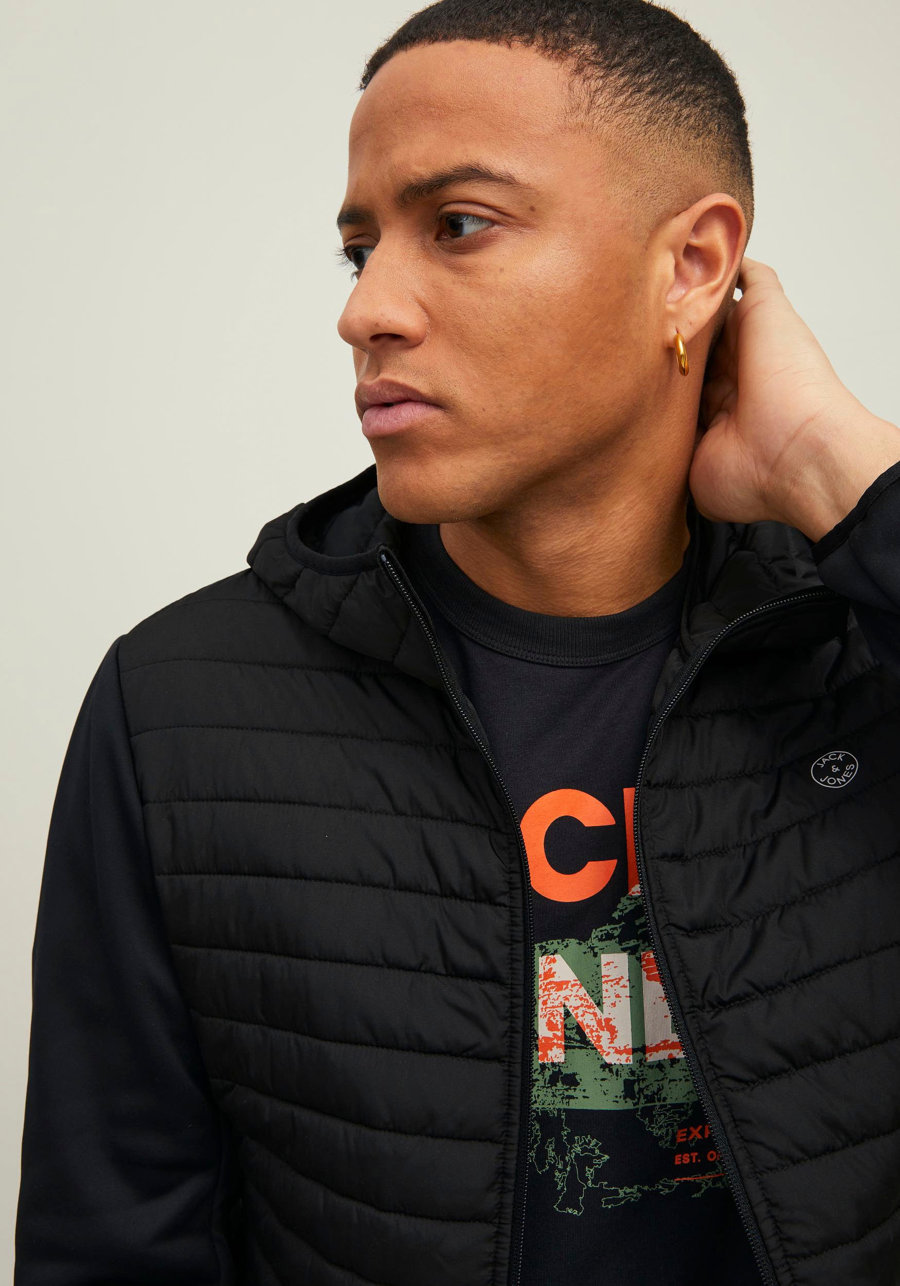 Jack & Jones Steppjacke »JJEMULTI mit Kapuze und Futter«, mit Kapuze, unifarben, modisch, regular fit, Polyester
