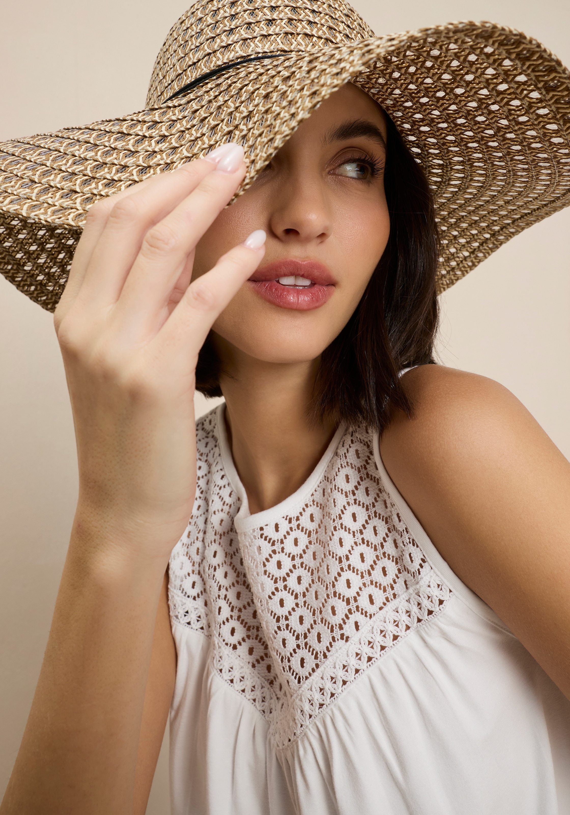 Tamaris Spitzentop mit ausgestellter Passform