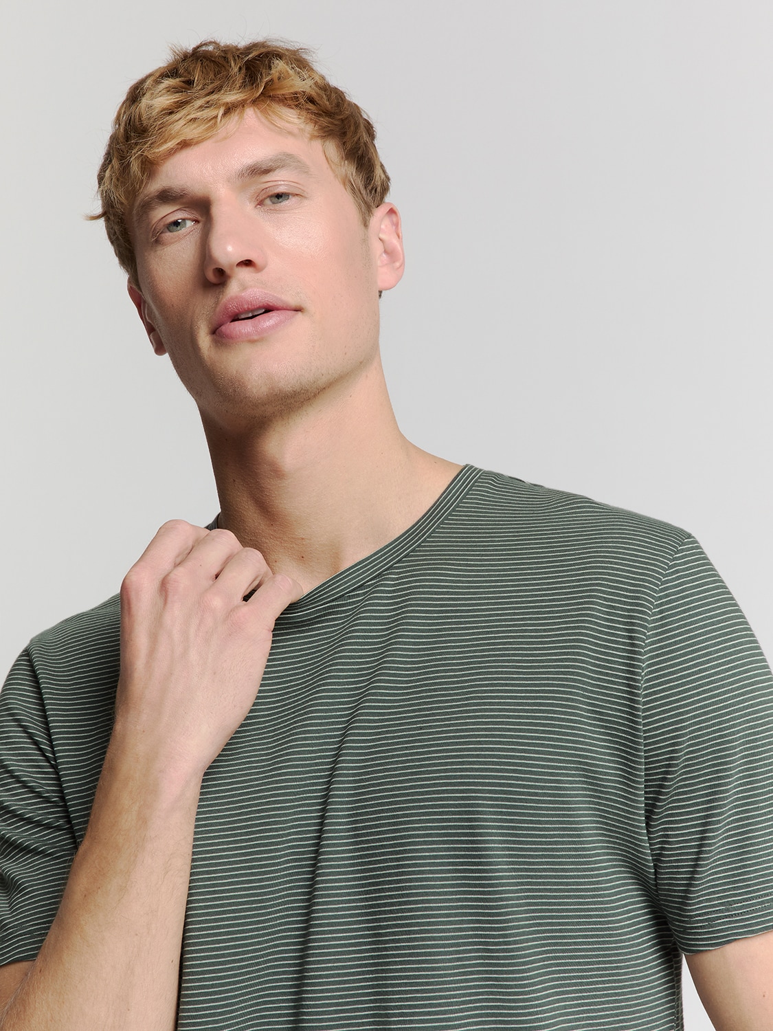 NO EXCESS T-Shirt »No Excess Gestreiftes Crewneck t-shirt«