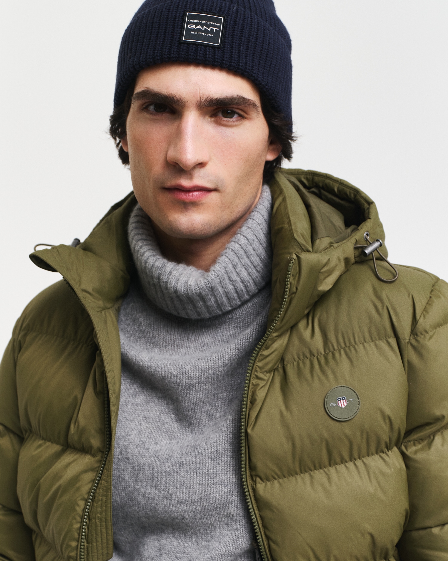 Gant Steppjacke »ACTIVE CLOUD JACKET«, mit Kapuze, Mit Windschutz-Bündchen, Silikon-Markenbadge