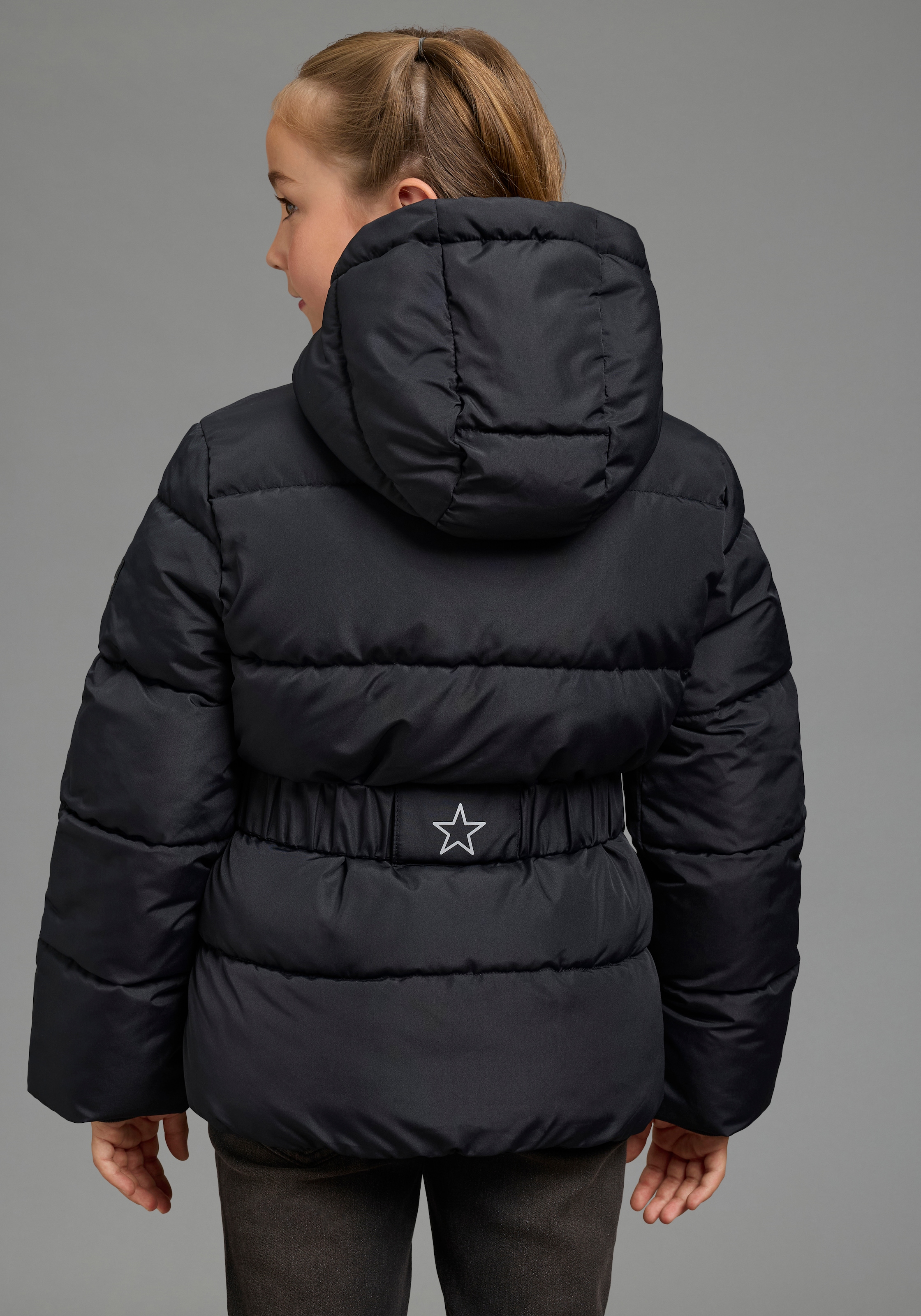 Bruno Banani Winterjacke »Winterjacke mit modischen Gürtel, macht eine schöne Silhouette« mit Kapuze Warme Jacke mit modischem Schnallengürtel und Kapuze, fleecegefüttert
