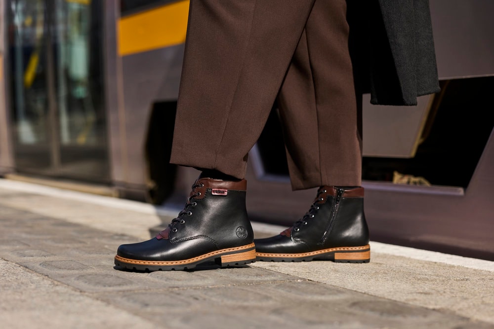 Rieker Schnürstiefelette  Schnürboots, Herbst-Stiefelette in mehrfarbiger Optik