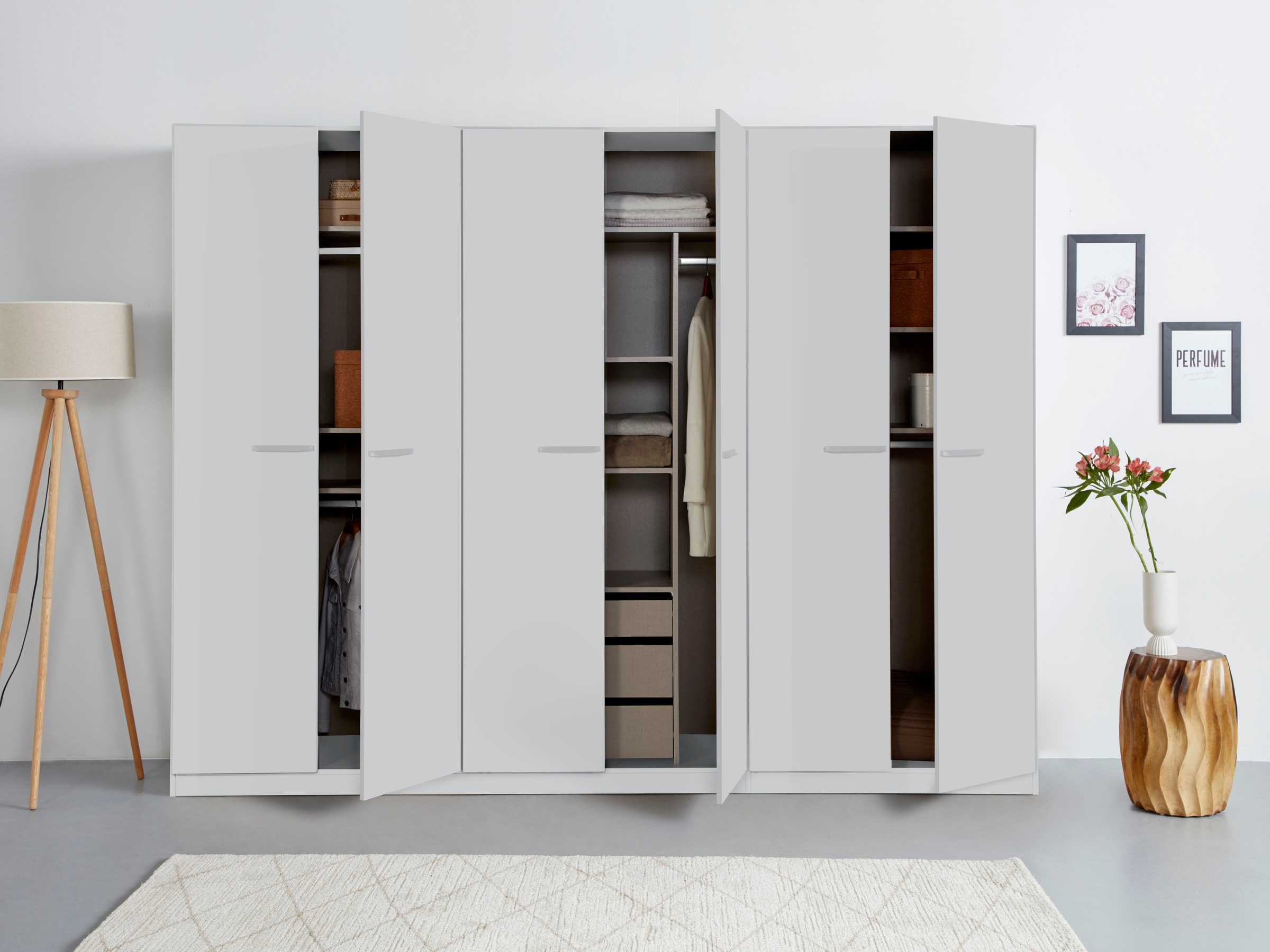 rauch Drehtürenschrank »Kleiderschrank Schrank Garderobe TOPSELLER OTELI inkl. Inneneinteilung«, mit 3 Innenschubladen extra Böden optional mit Spiegel MADE IN GERMANY