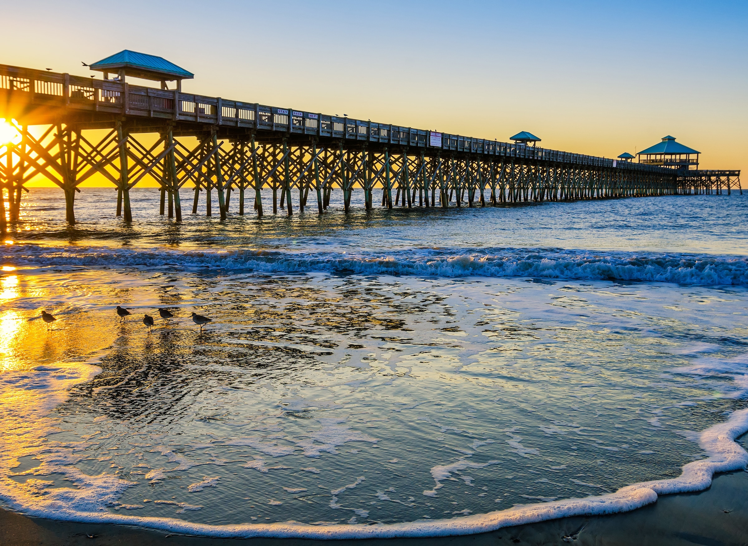 Papermoon Fototapete »Folly Pier Winter Sunrise« günstig online kaufen