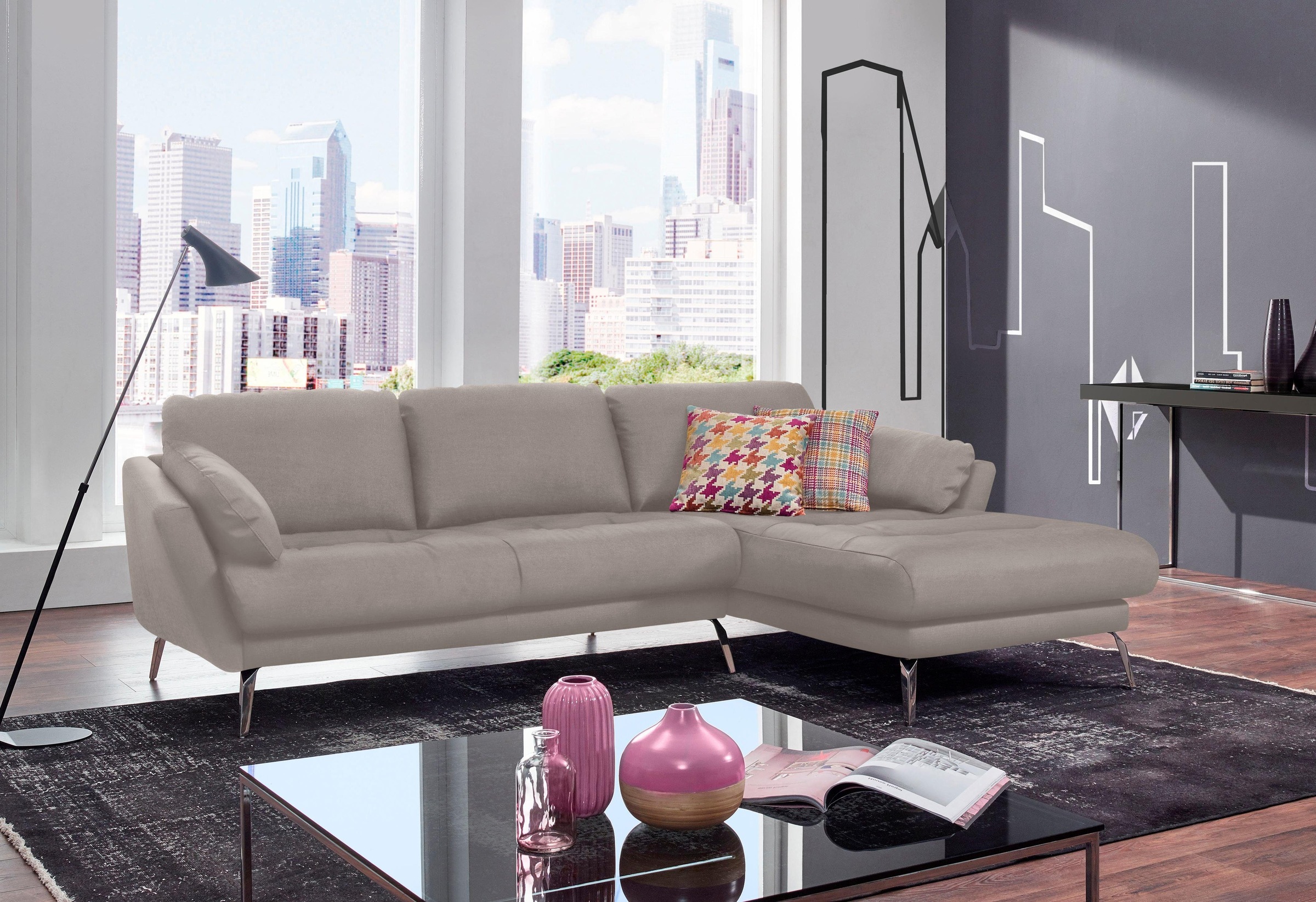 W.SCHILLIG Ecksofa »softy, Designsofa, zeitlos und elegant, hoher Sitzkomfort, L-Form«, mit dekorativer Heftung im Sitz, Füße Chrom glänzend