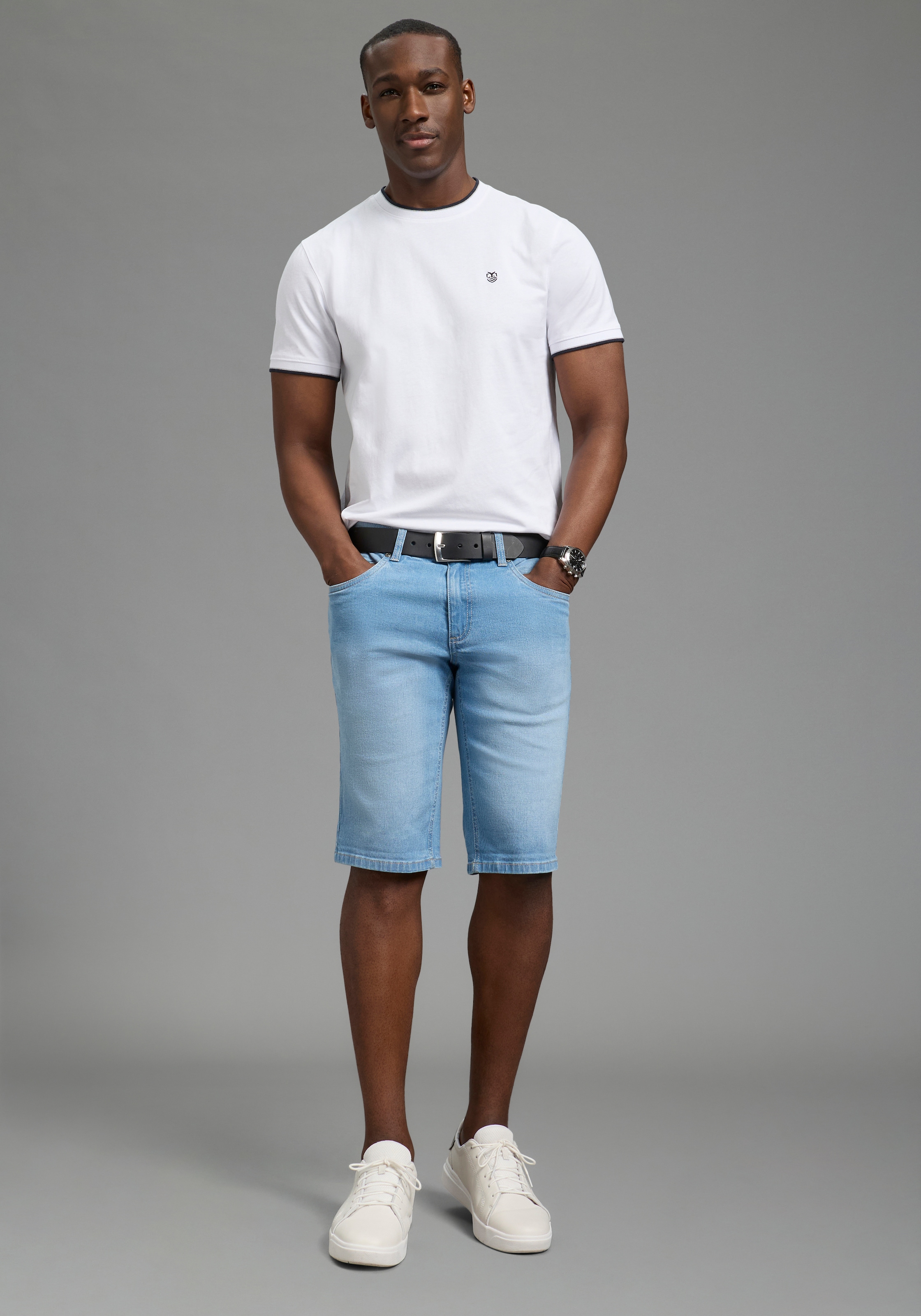 DELMAO Jeansshorts gerade geschnittene Beine, Regular-Fit, kniefreie Länge