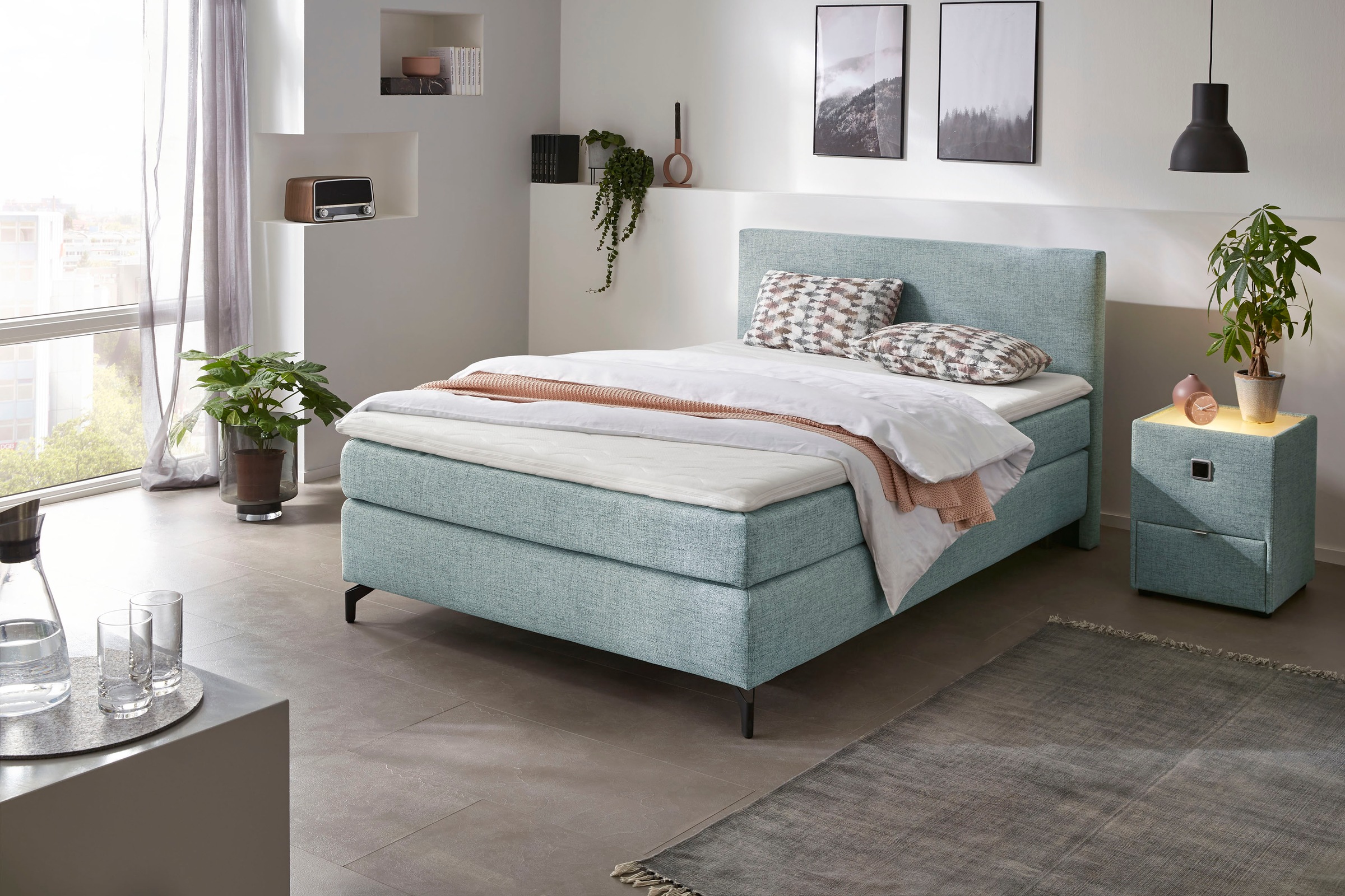 Bild von INOSIGN Boxspringbett »Alinas«, mit Topper und Zierkissen, unterschiedliche Farbvarianten und Breiten