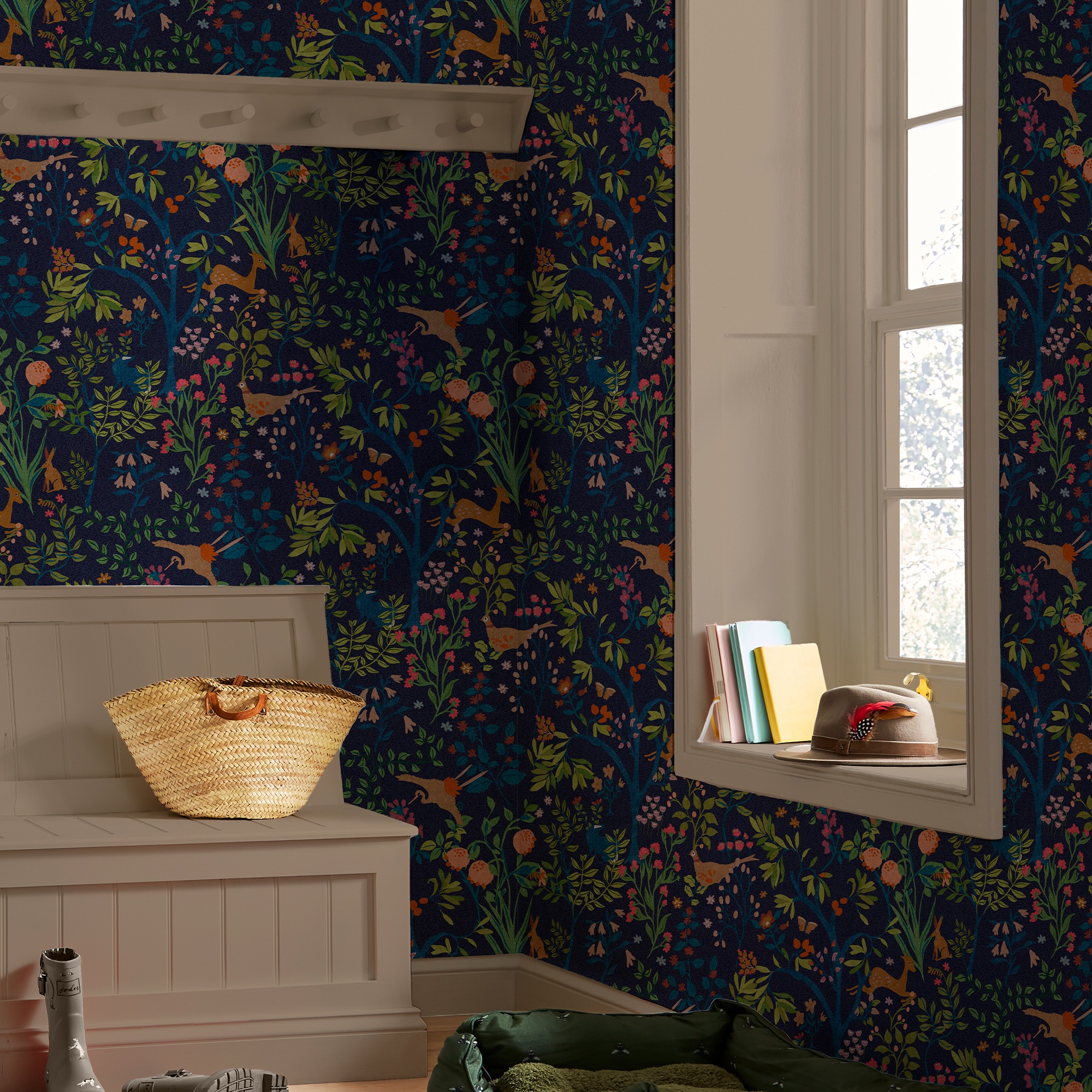 Joules Vliestapete »Enchanted Woodland Navy«, Design Tapeten