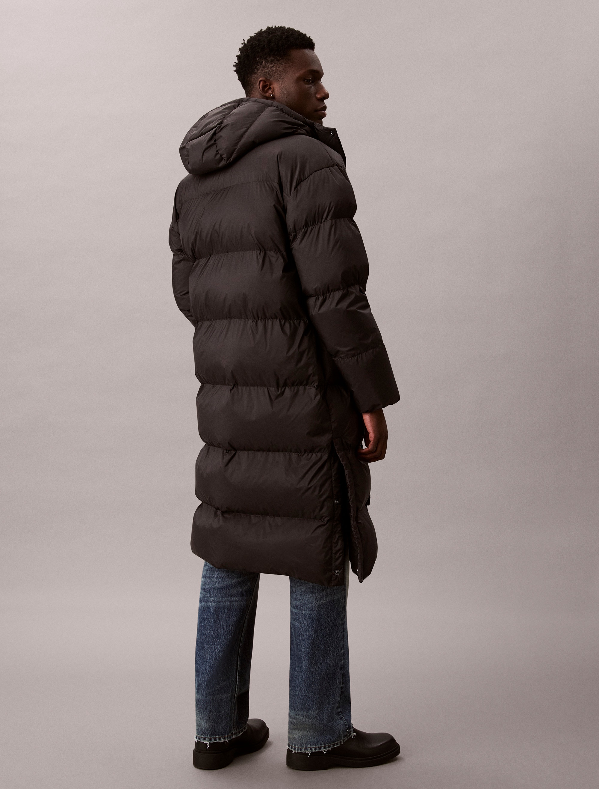 Calvin Klein Jeans Steppmantel »LS LONG LENGTH HOODED NYLON PUFF«, Mit Rundhalsausschnitt, regular fit