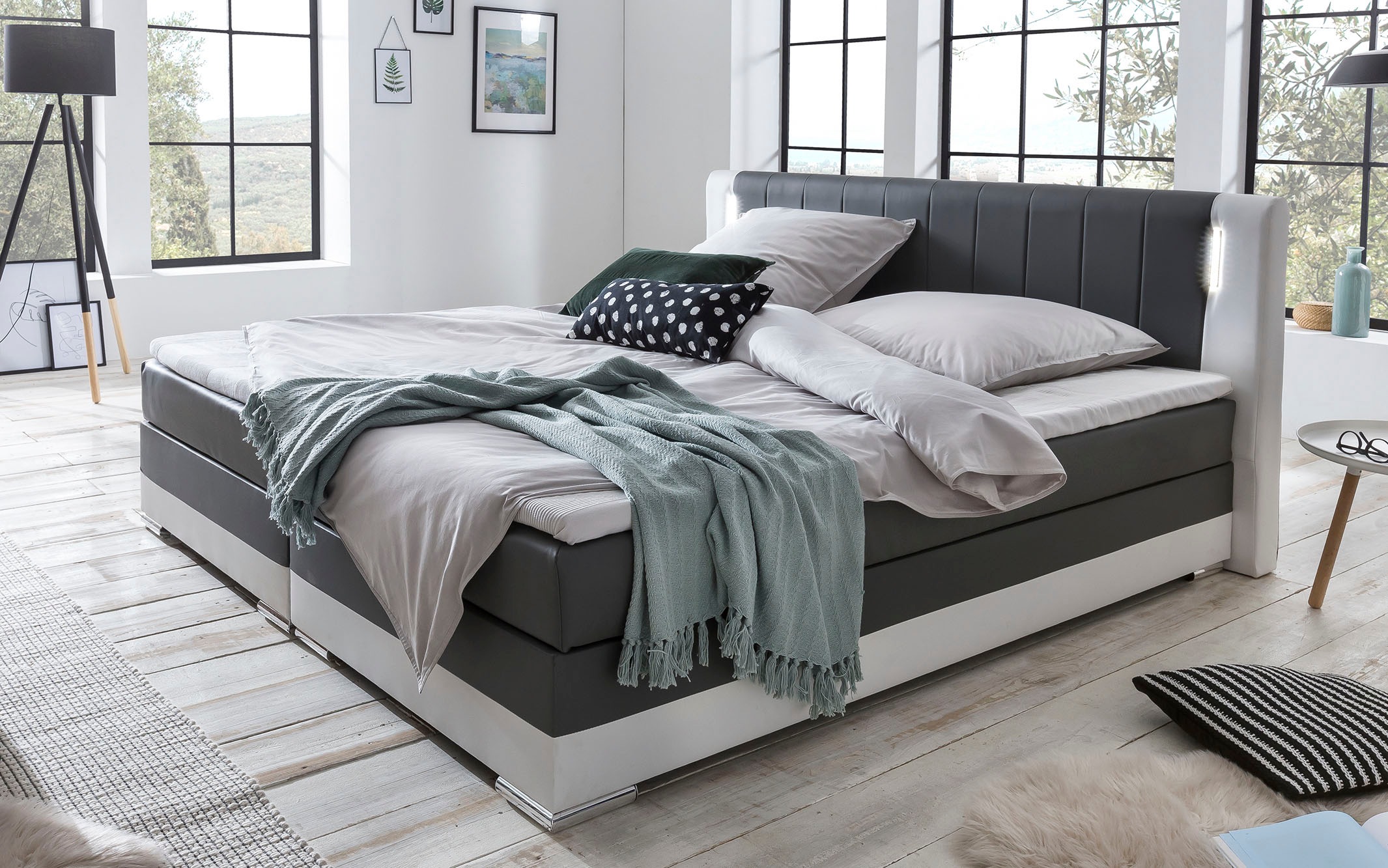 Bild von SalesFever Bett, LED-Beleuchtung im Kopfteil, Lounge Bett inklusive Visco-Topper