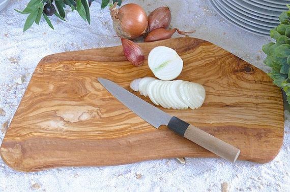Olivenholz-erleben Frühstücksbrett »rustikal aus hochwertigem naturbelassen günstig online kaufen