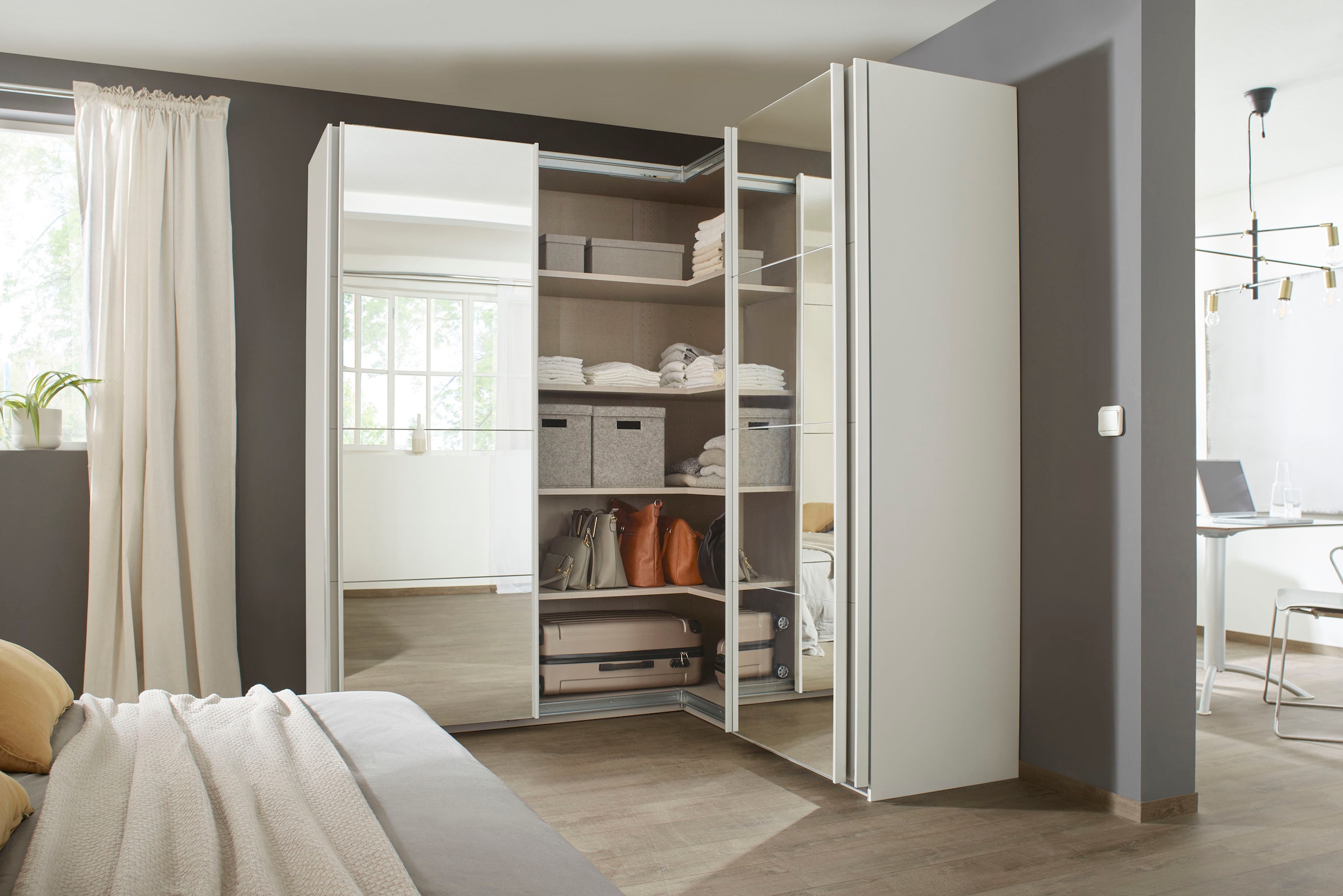 rauch Schwebetürenschrank »Quadra«, Eckschrank inkl. Türendämpfer, mit Spiegeltüren
