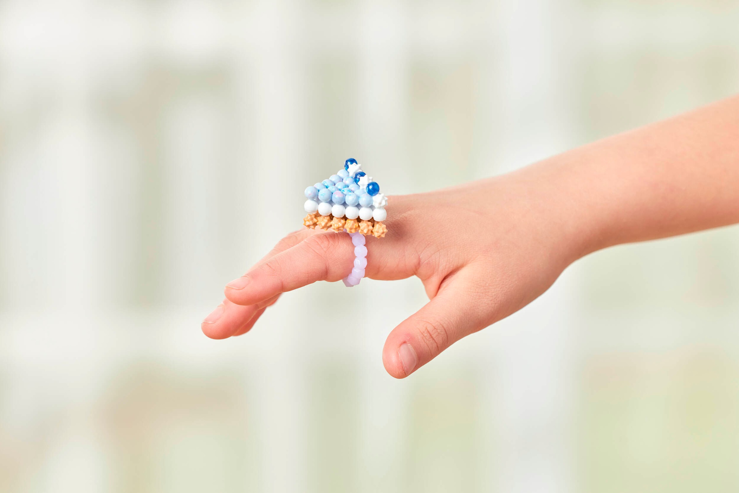 Aquabeads Kreativset »Süßigkeiten Anhänger Bastelset«