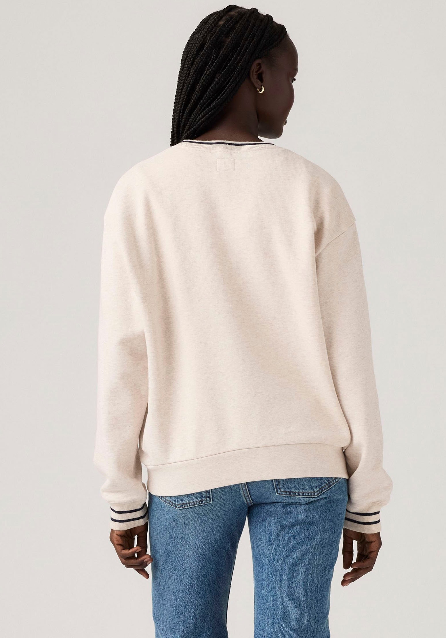 Levi's® Sweatshirt »GR HERITAGE SPORT«, mit Stickerei im Front- und Rückenbereich