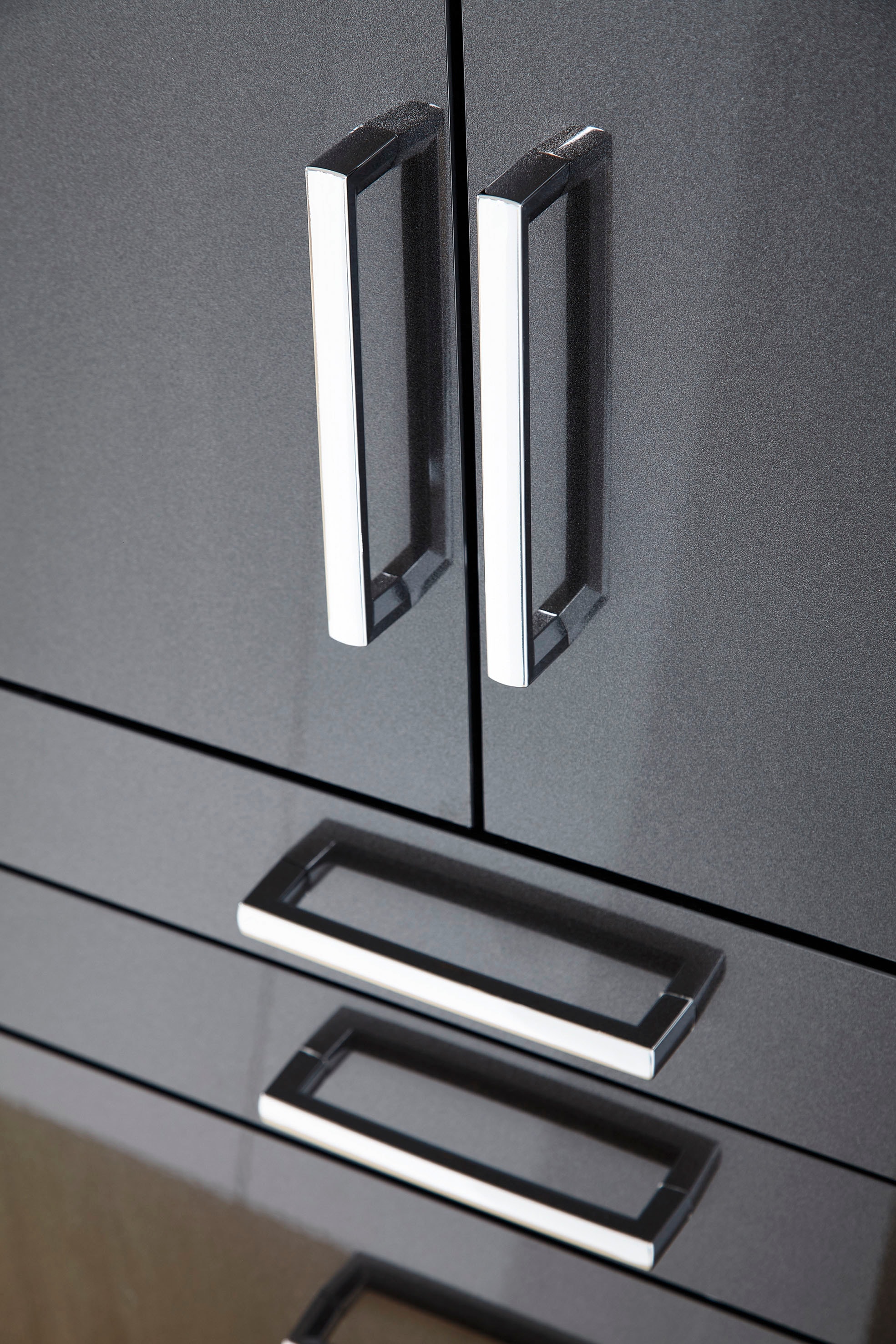 rauch Drehtürenschrank »Kleiderschrank Schrank Garderobe Garderobenschrank Topseller HOMBURG«, mit Spiegel, oberer Schubkasten mit Einteilung MADE IN GERMANY