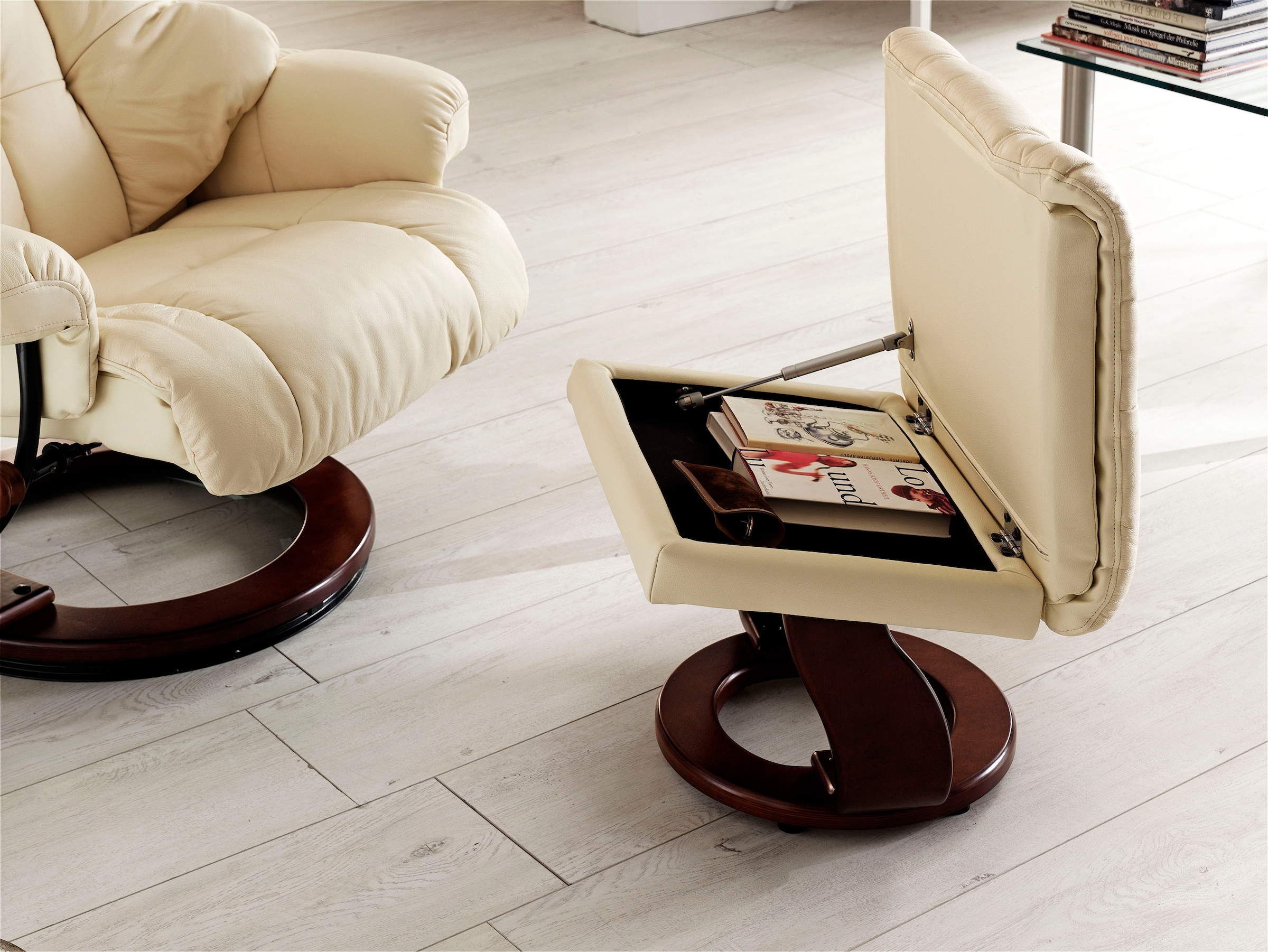 MCA furniture Relaxsessel »Calgary«, Fernsehsessel 360°drehbar inkl. Hocker mit Lederbezug