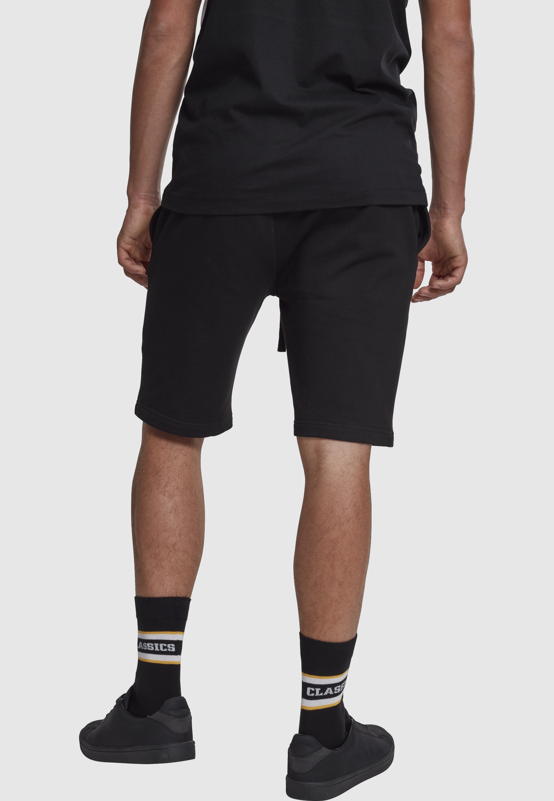 URBAN CLASSICS Stoffhose »Urban Classics Herren Basic Sweatshorts«