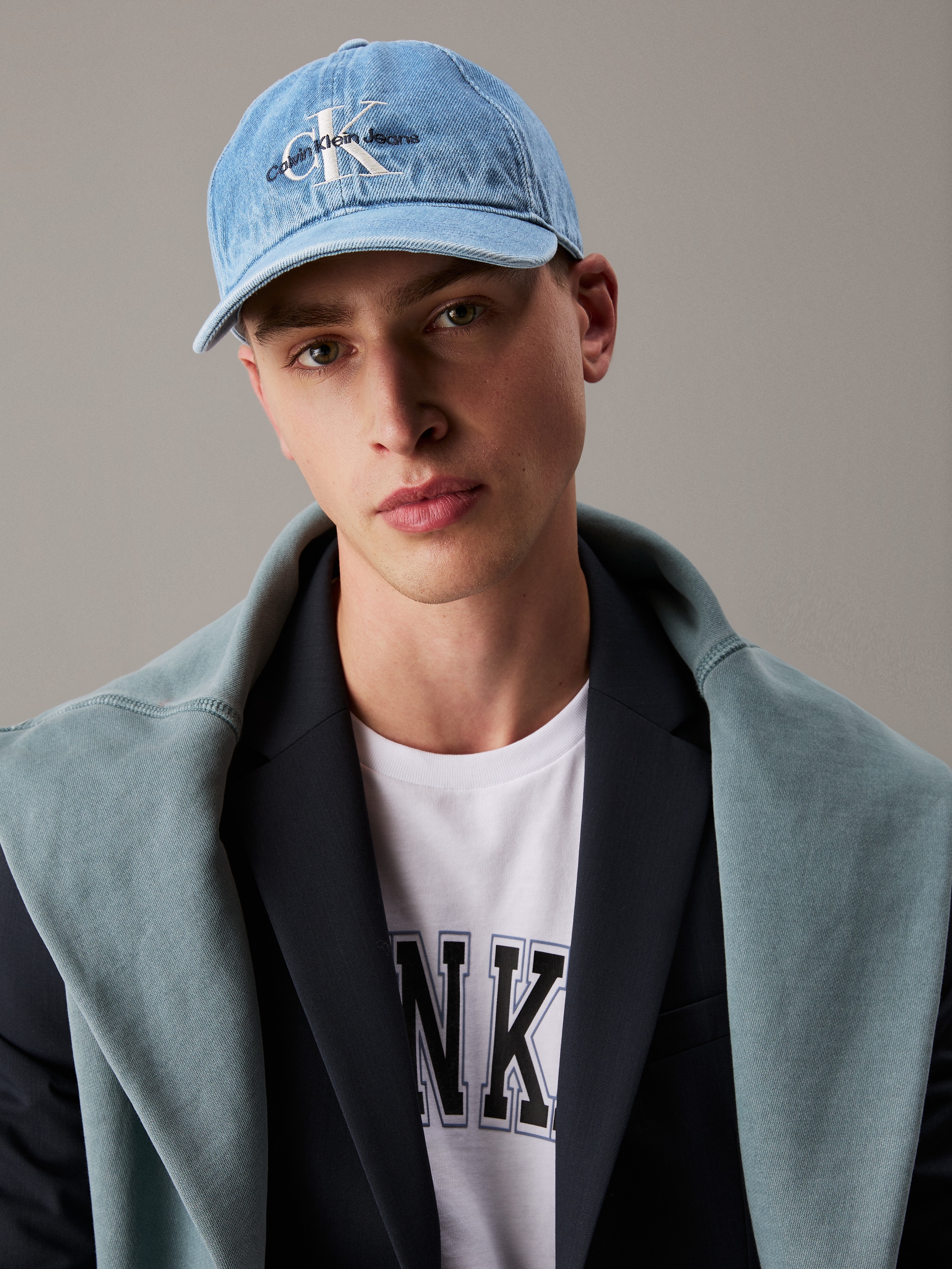 Calvin Klein Jeans Baseball Cap »6 PANEL MONO LOGO BB CAP«, in gewaschener Optik