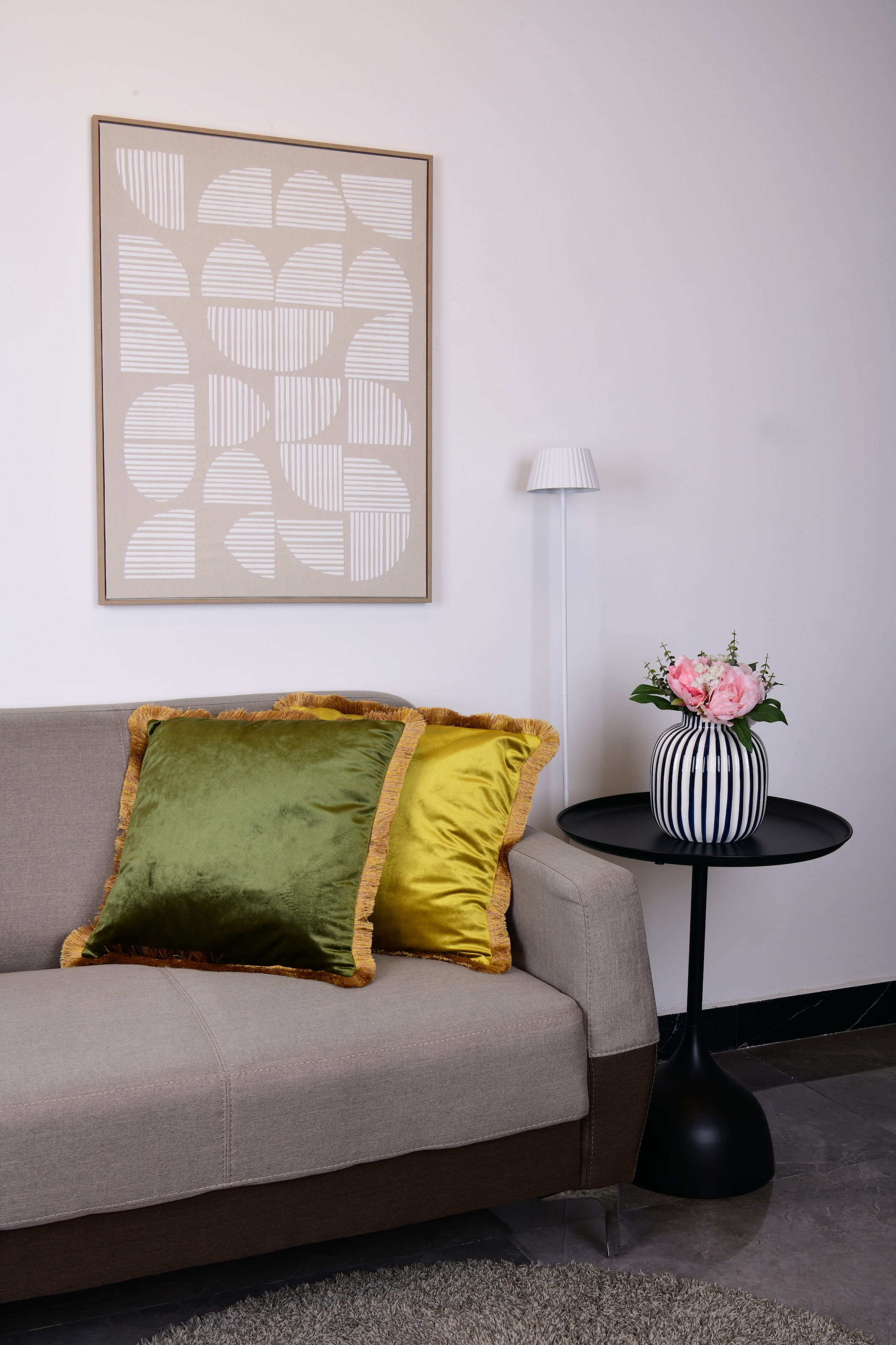 MIRRORS AND MORE Dekokissen »ELONA« unifarben, Dekokissen mit Füllung