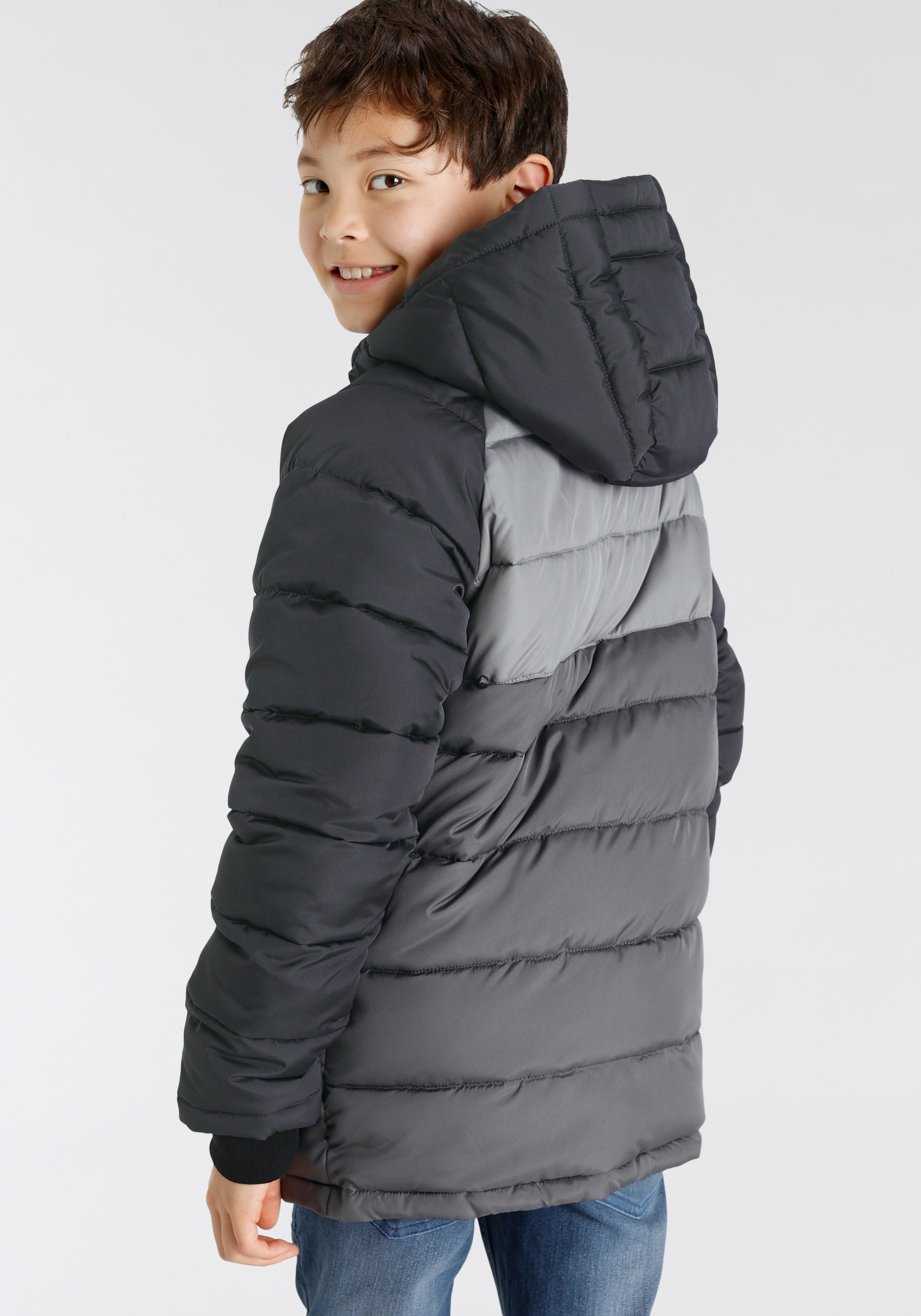 Alife & Kickin Steppjacke »in Colorblockindesign«, mit Kapuze, mit reflektierenden Details & coole Steppungen