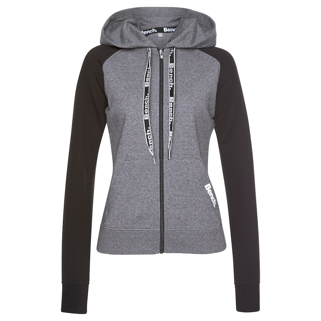 Bench. Loungewear Kapuzensweatjacke, mit farblich abgesetzten Ärmeln, Loungeanzug