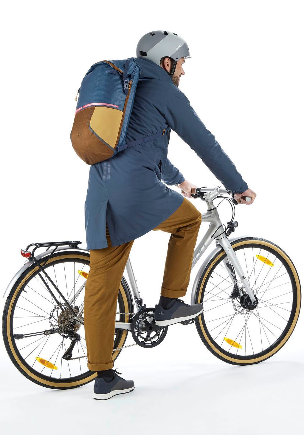 VAUDE Funktionsparka »MENS CYCLIST PADDED PARKA«, (1 St.), mit Kapuze