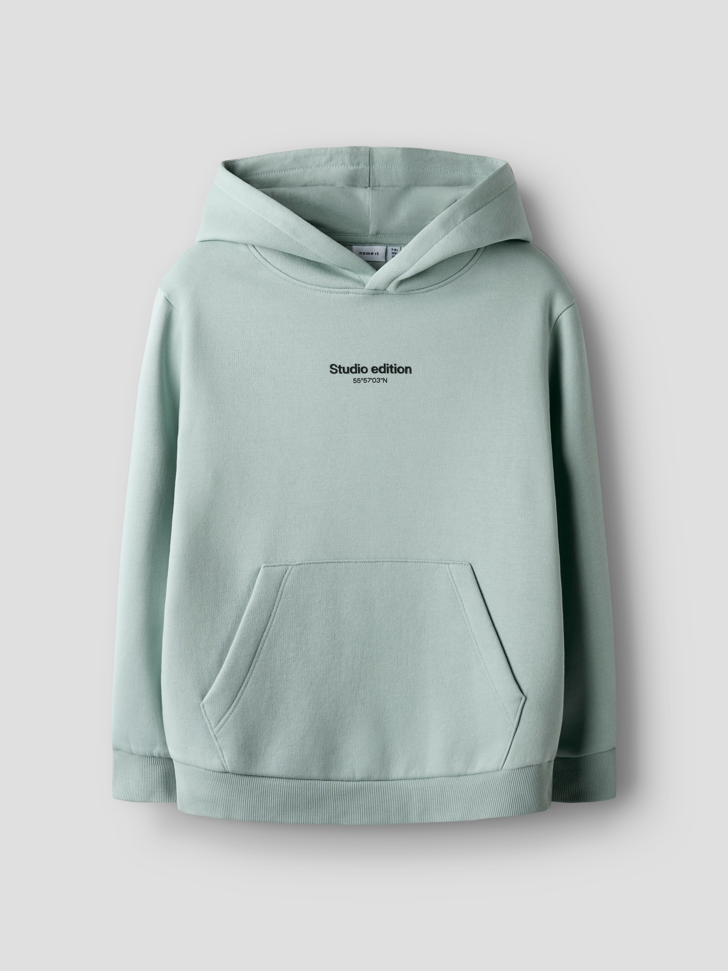 Name It Kapuzensweatshirt »NKMBRODY LS NREG SWEAT WH BRU NOOS«, mit kleinem Logoprint