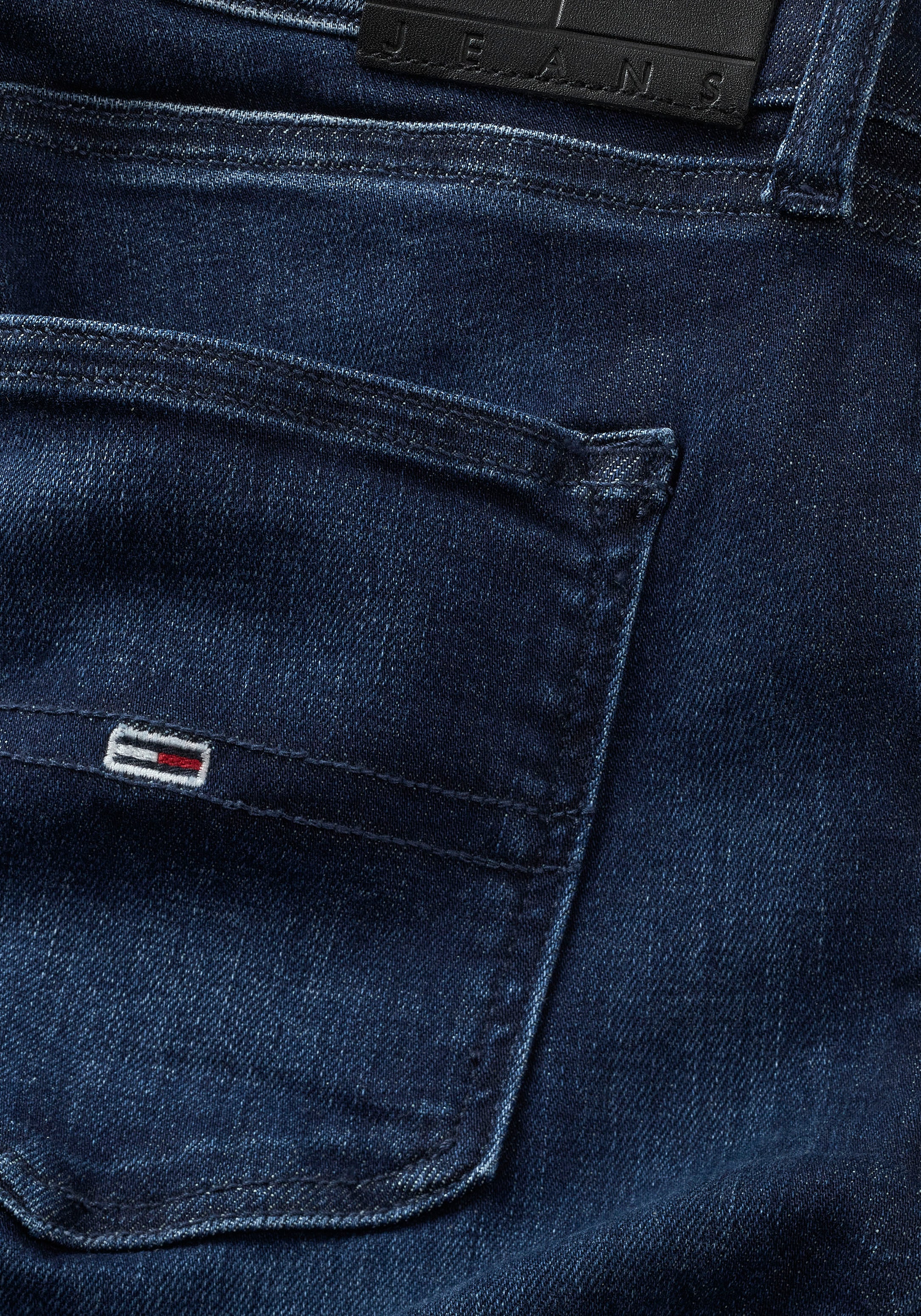 Tommy Jeans Bequeme Jeans »Sylvia Skinny Slim Jeans Hohe Leibhöhe«, mit Ledermarkenlabel