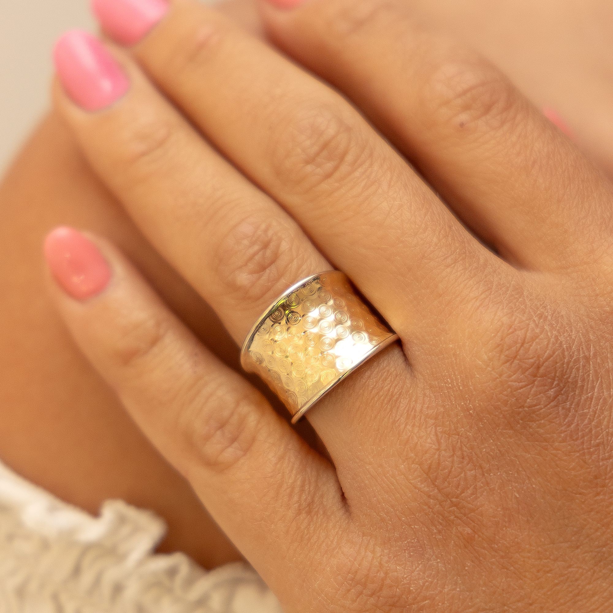 Fascination by Ellen K. Fingerring »333 Gold zweifarbig diamantiert«