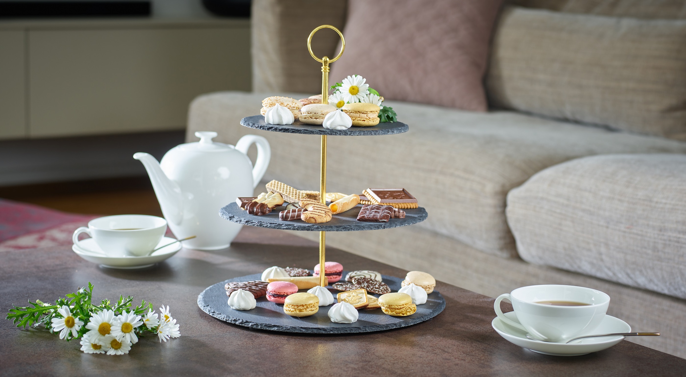 ECHTWERK Etagere »Schiefer Etagere«, für Gebäck, Obst, Käse und Dessert aus Naturschiefer mit Metallgriff